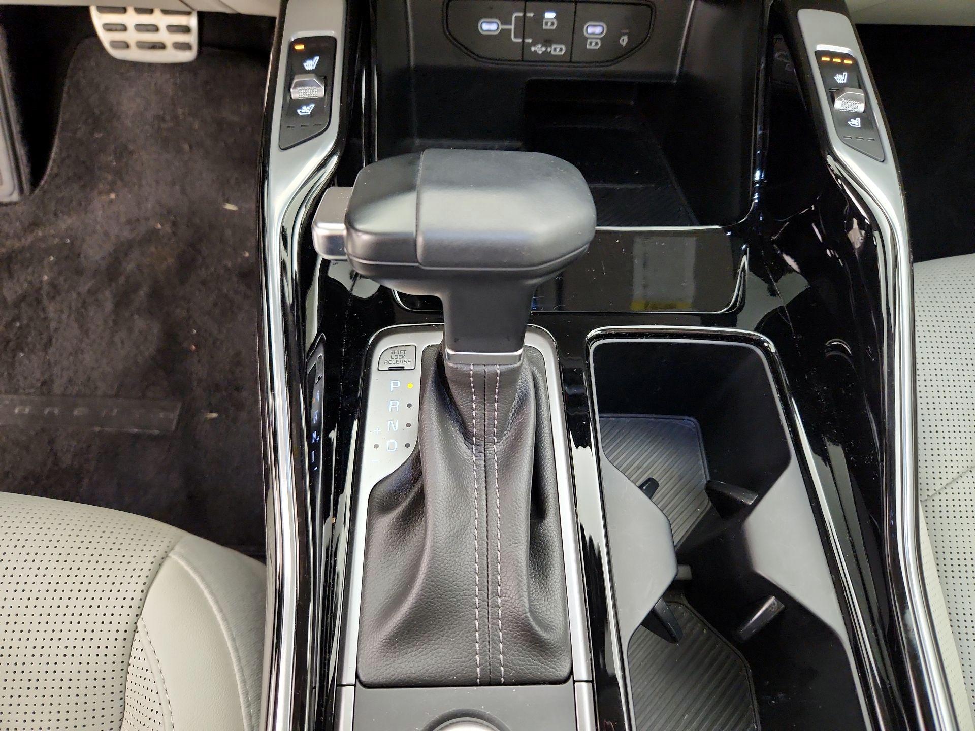 Thumbnail: 2024 Kia Sorento - 18