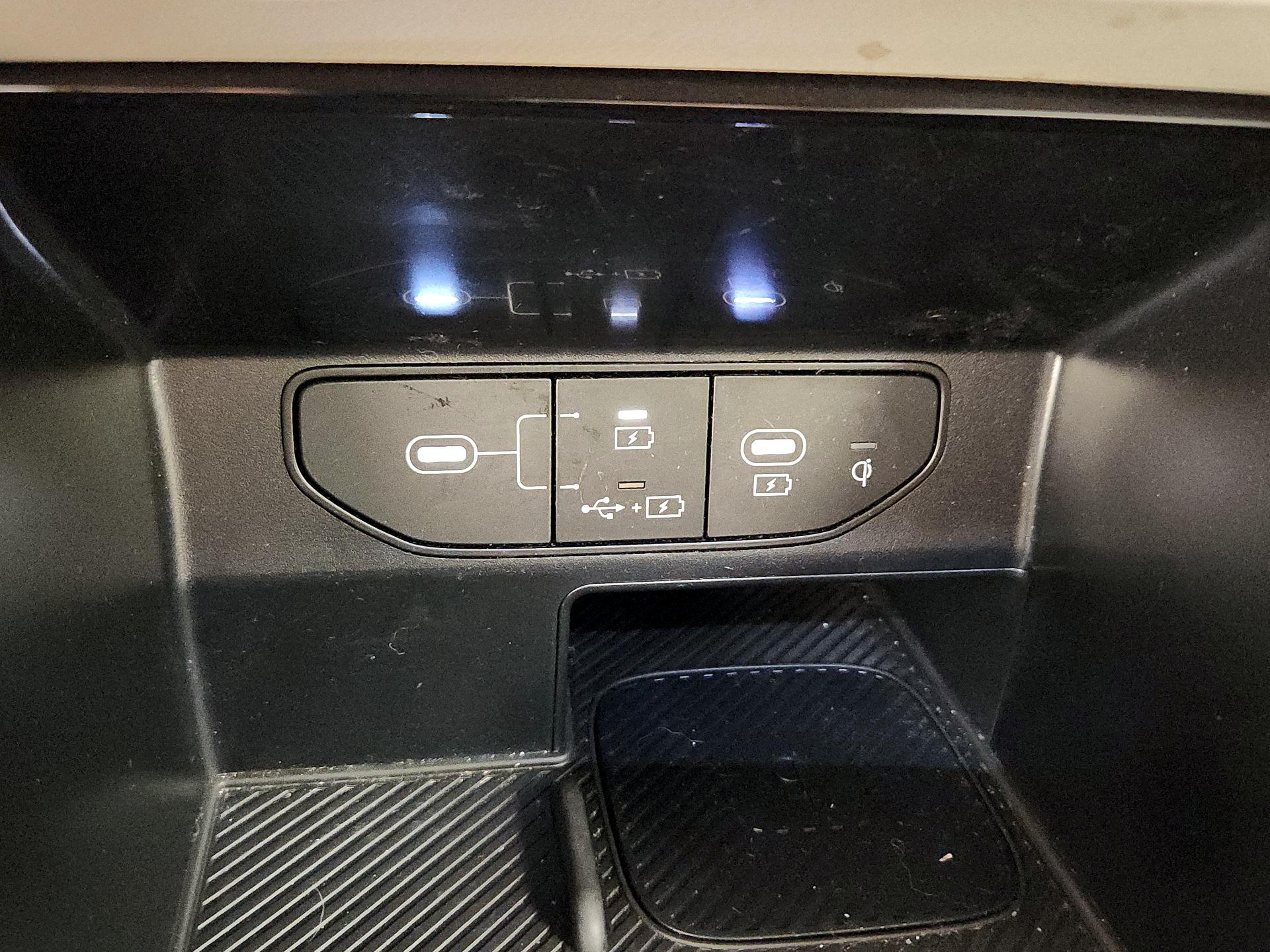 Thumbnail: 2024 Kia Sorento - 19