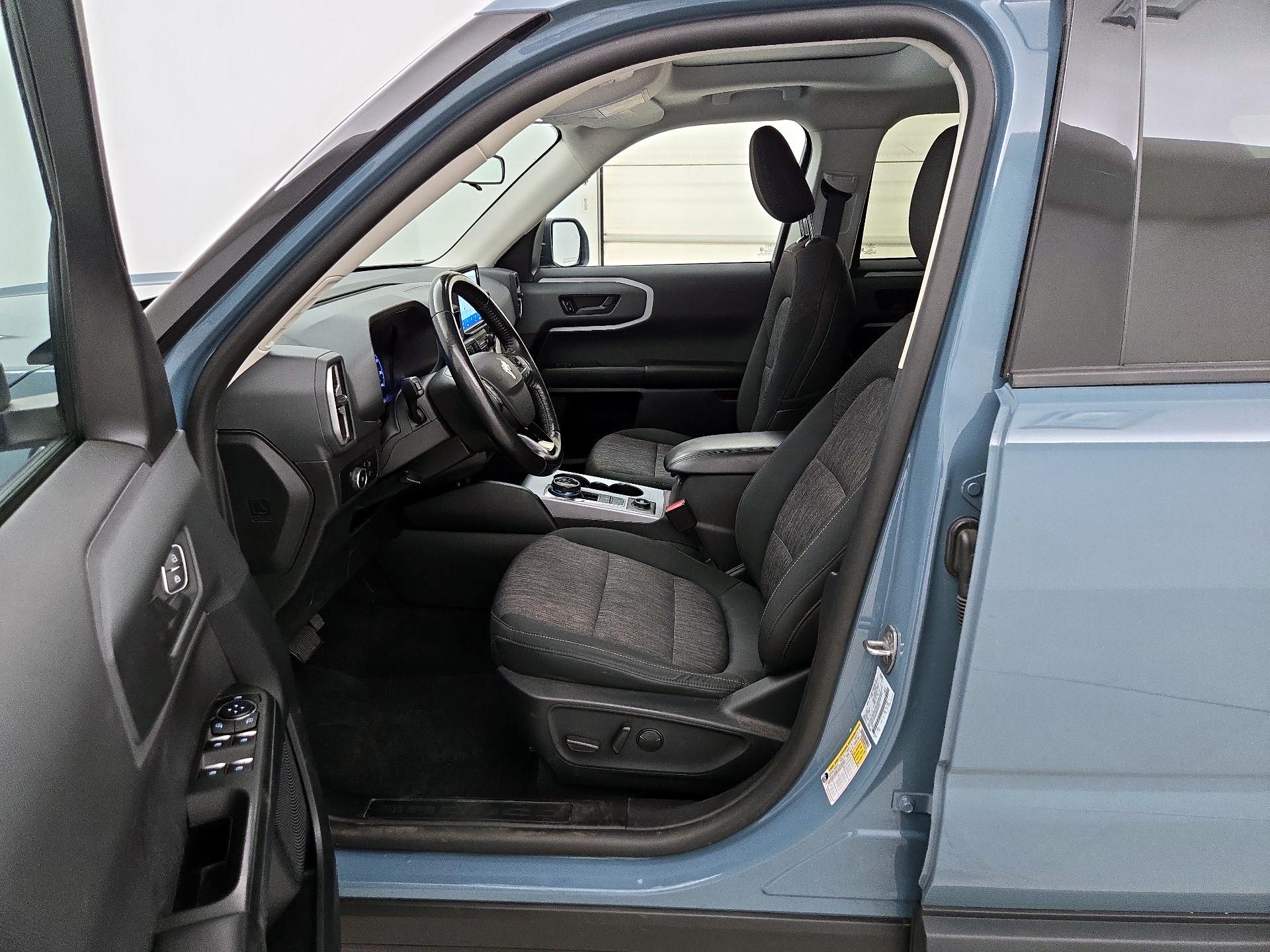 Thumbnail: 2022 Ford Bronco Sport - 11