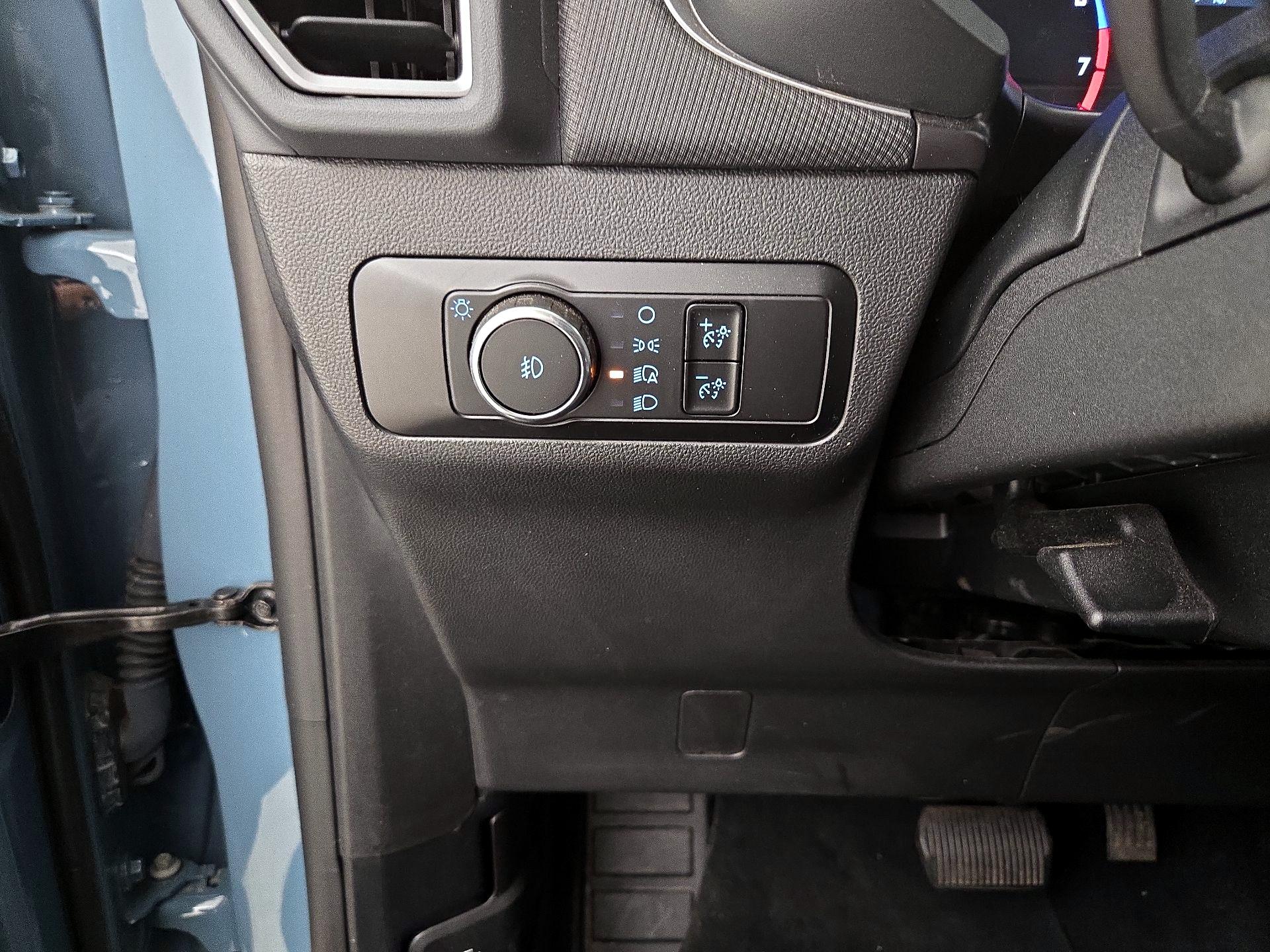 Thumbnail: 2022 Ford Bronco Sport - 13