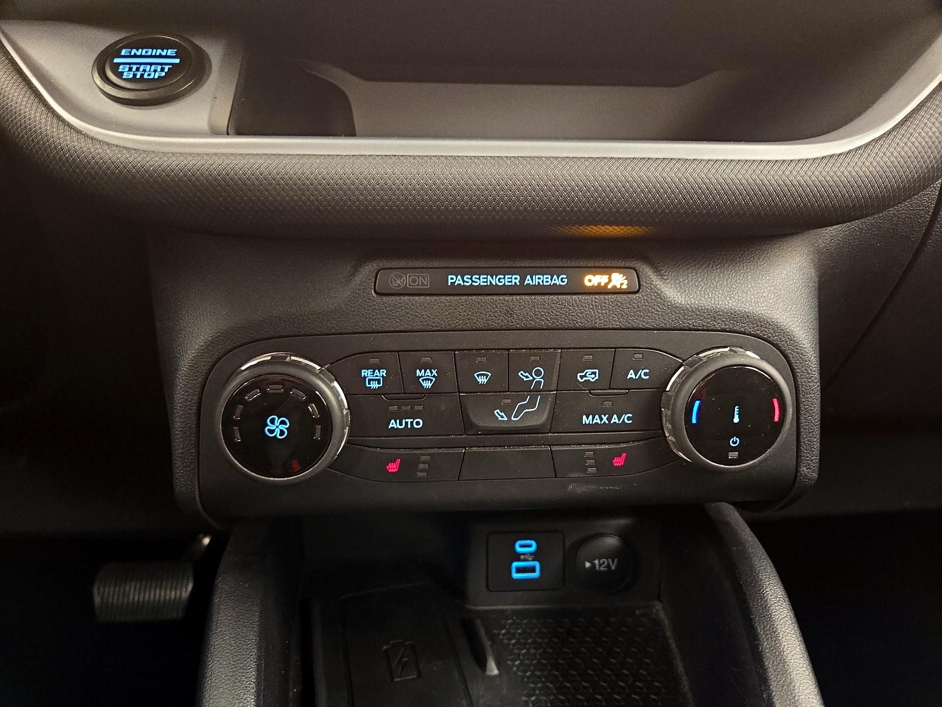 Thumbnail: 2022 Ford Bronco Sport - 17