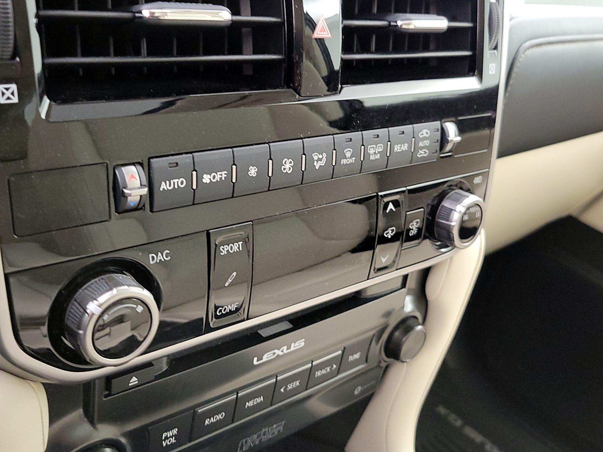 Thumbnail: 2022 Lexus GX - 17