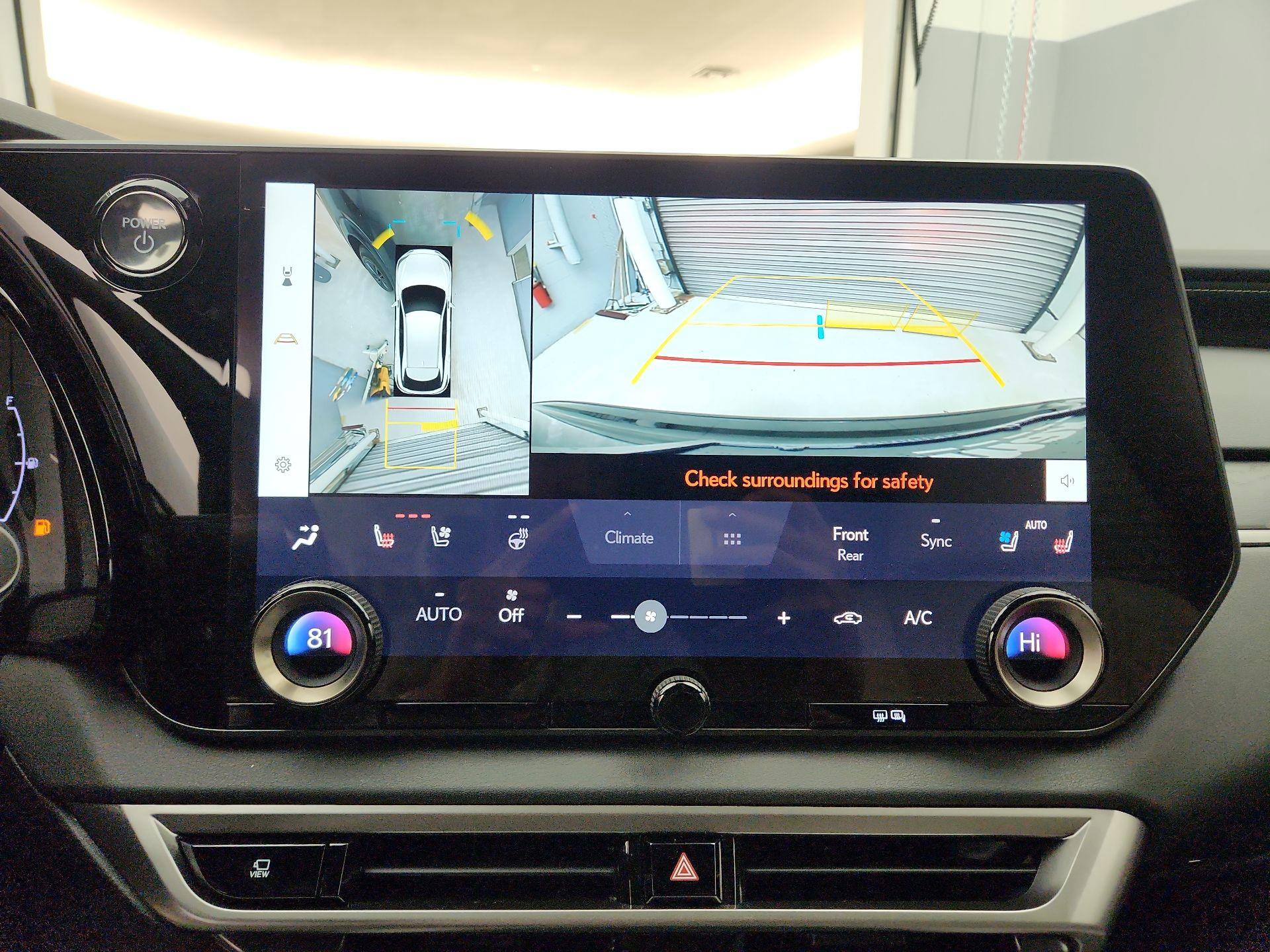 Thumbnail: 2024 Lexus RX - 15