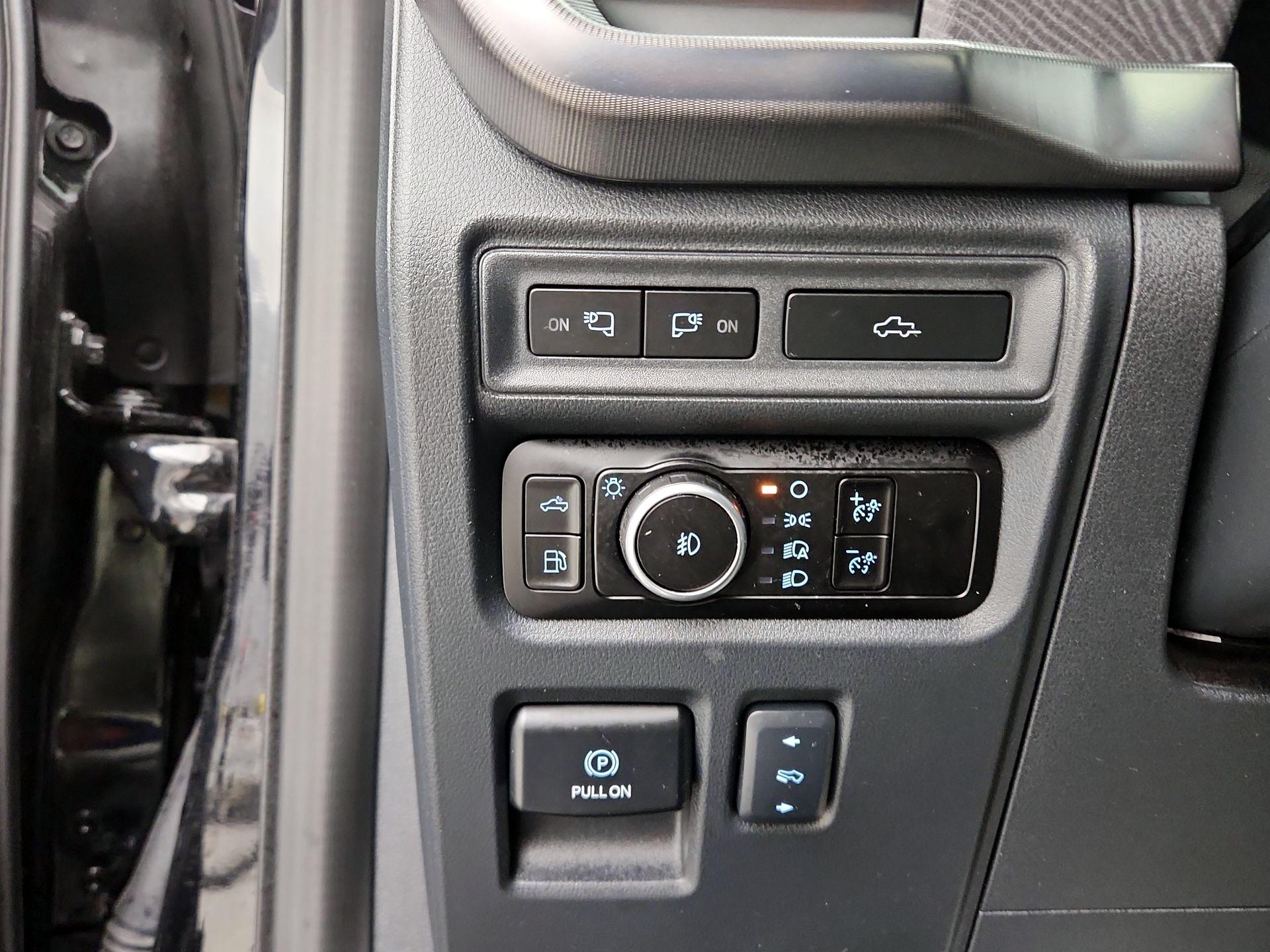 Thumbnail: 2023 Ford F-150 - 13