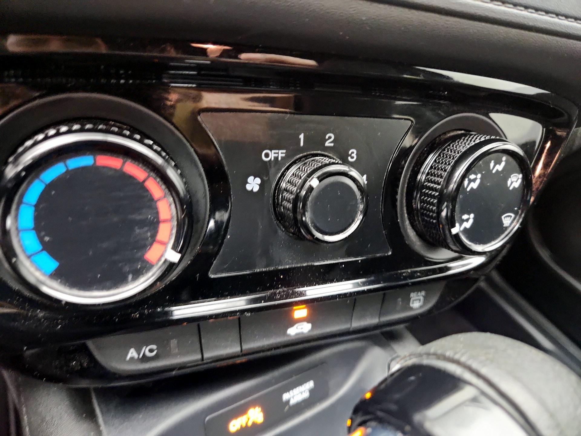 Thumbnail: 2022 Honda HR-V - 16