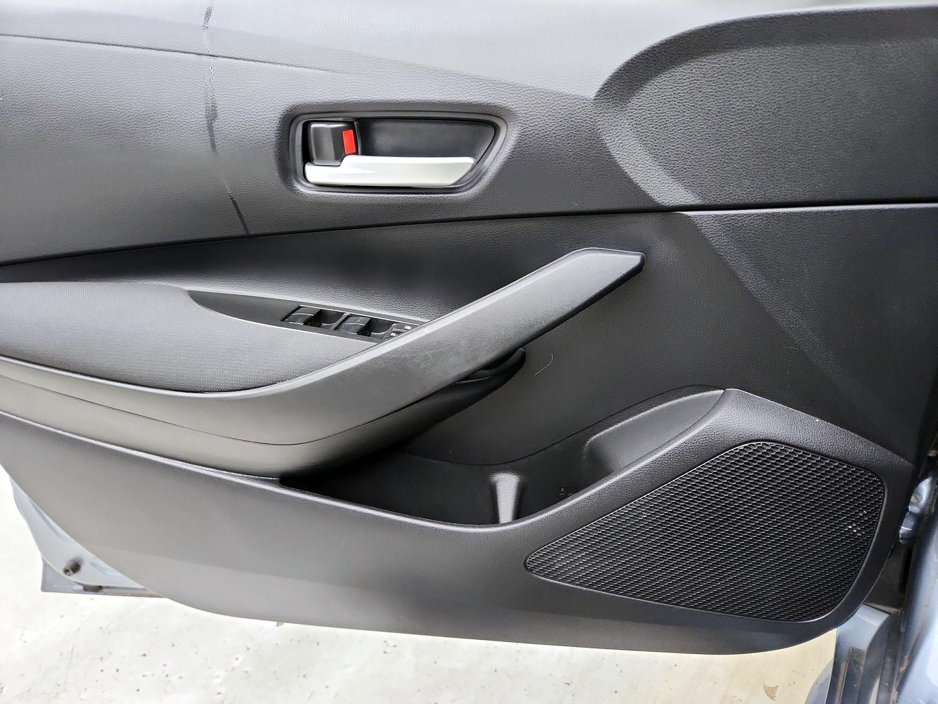 Thumbnail: 2021 Toyota Corolla - 12