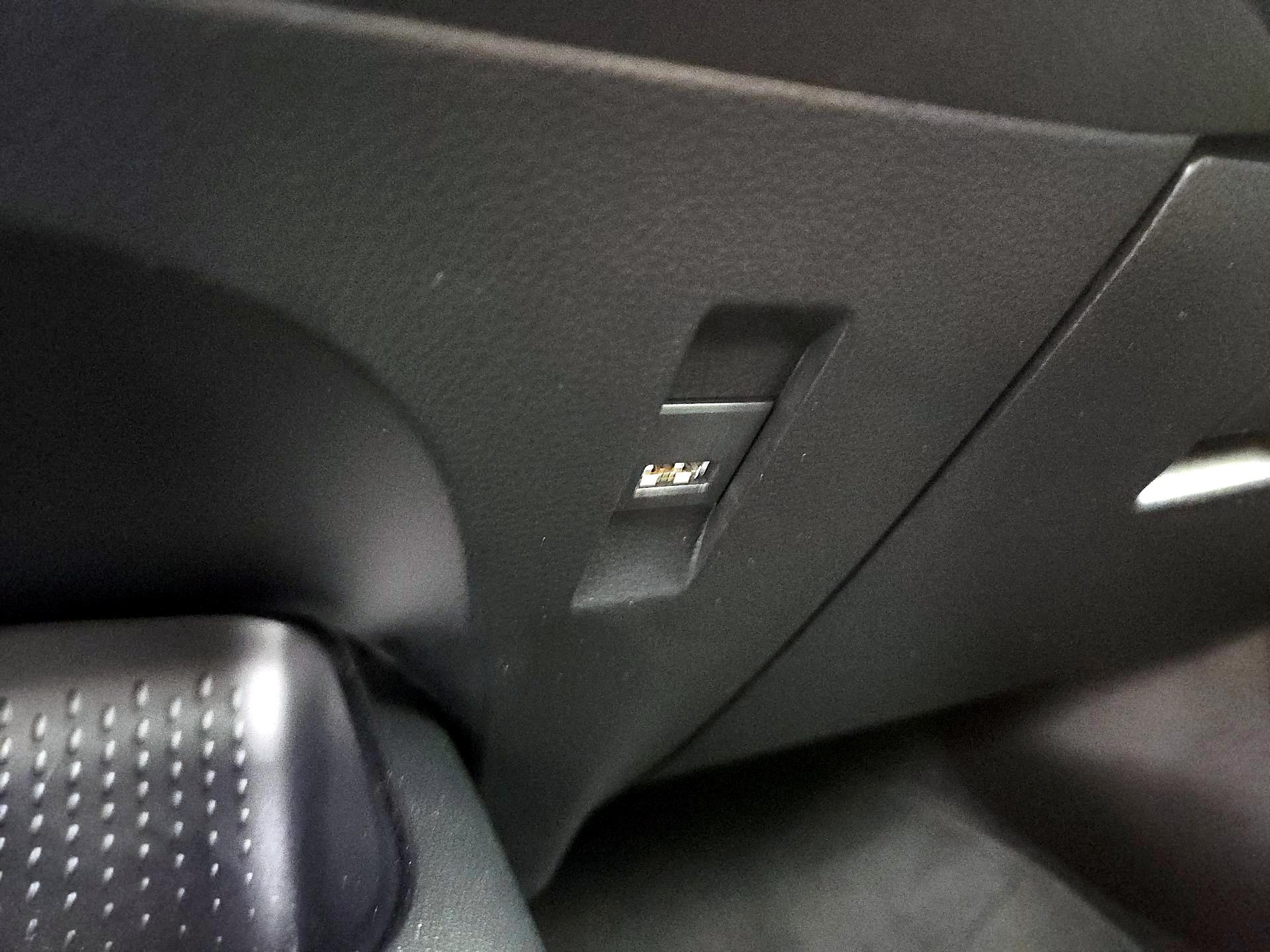 Thumbnail: 2021 Toyota Corolla - 18