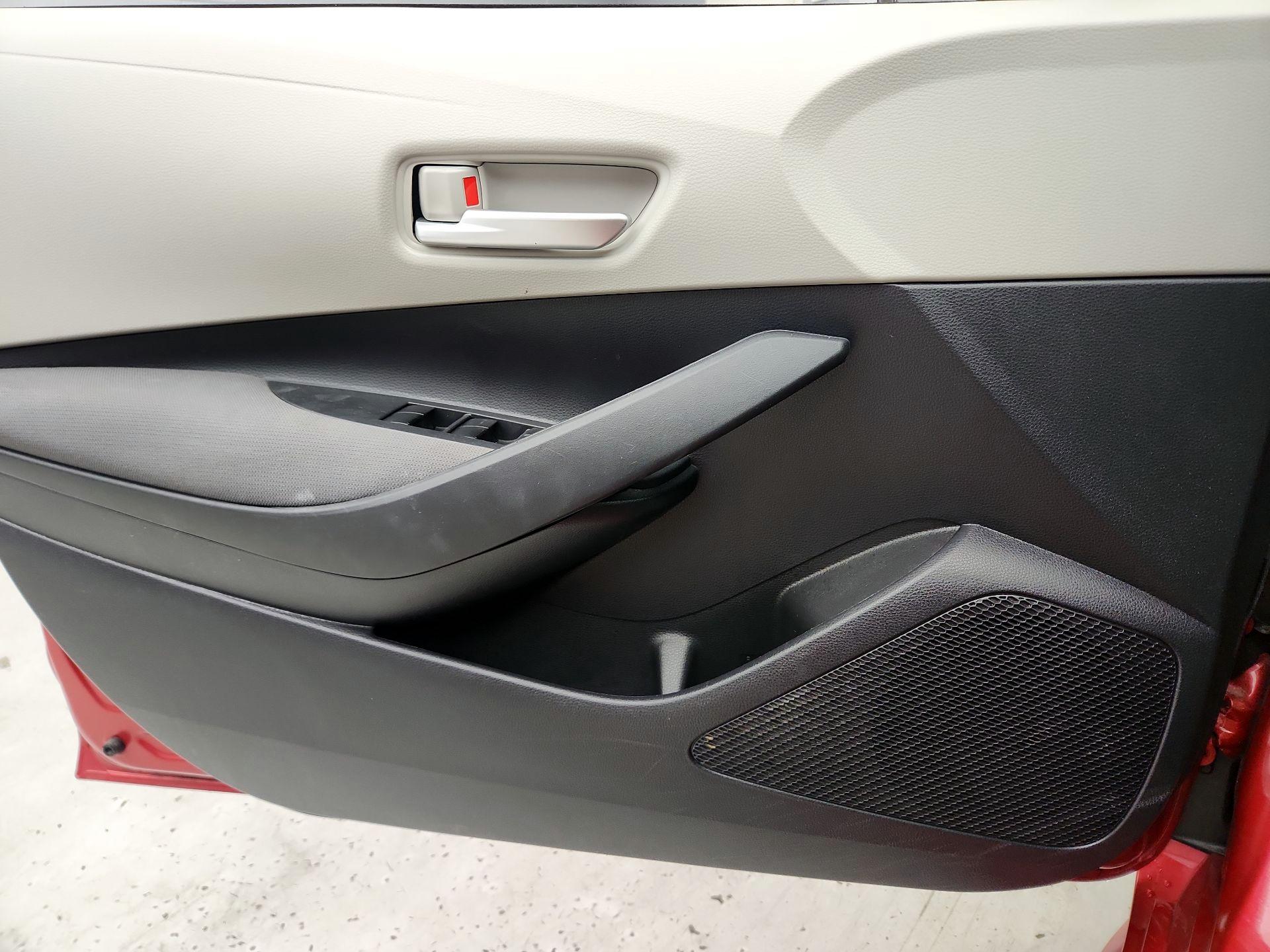 Thumbnail: 2021 Toyota Corolla - 12