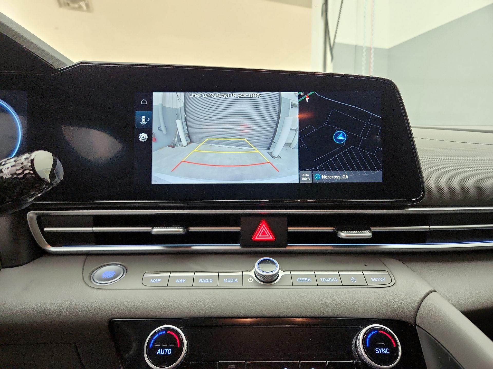 Thumbnail: 2024 Hyundai Elantra - 15