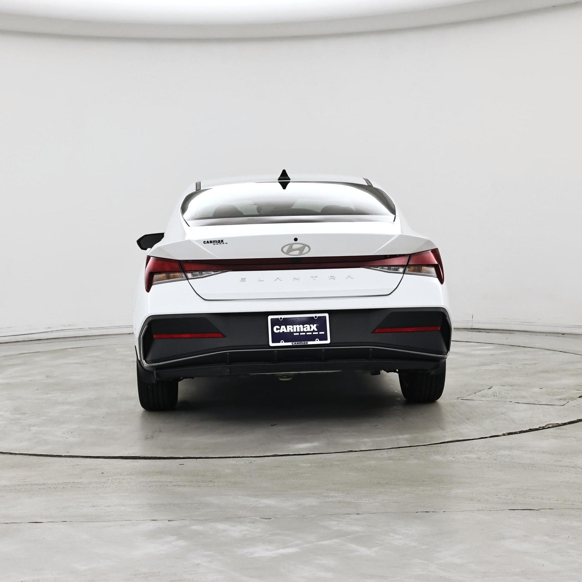 Thumbnail: 2024 Hyundai Elantra - 6