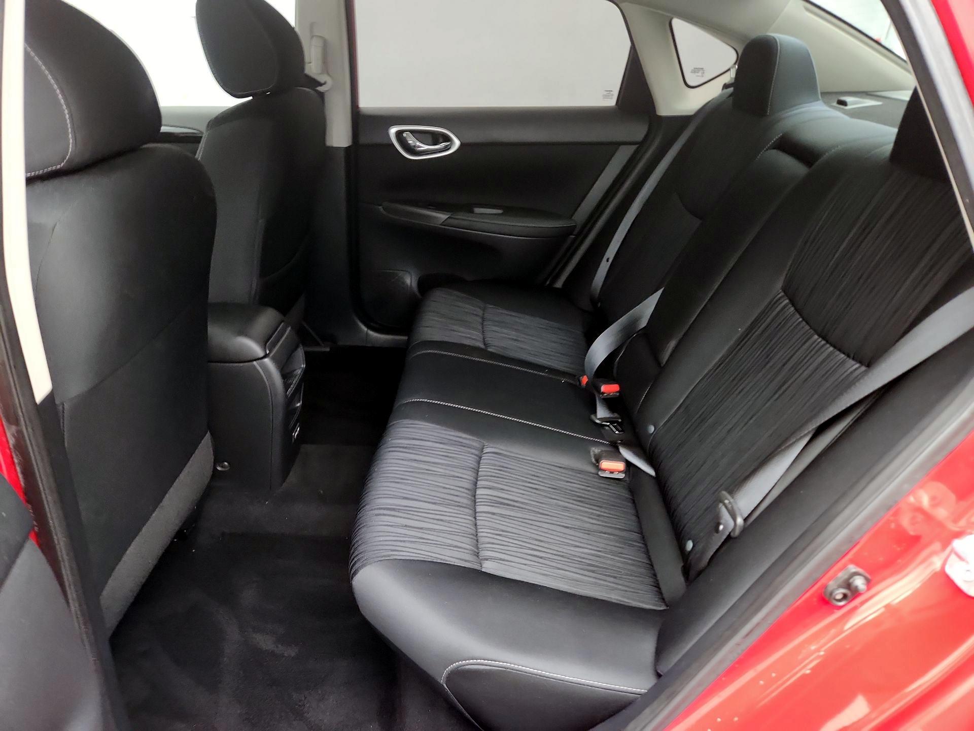 Thumbnail: 2019 Nissan Sentra - 19