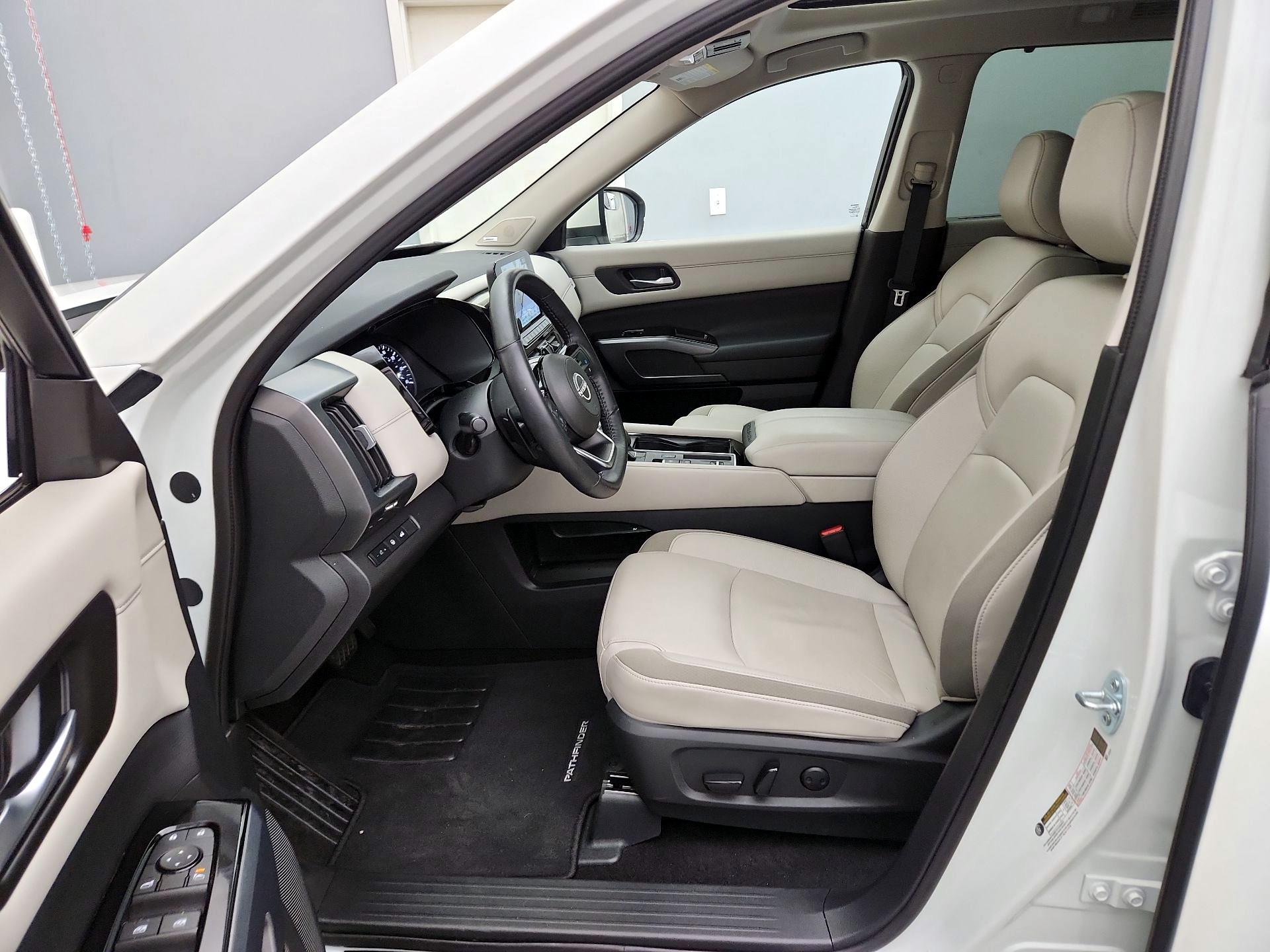 Thumbnail: 2024 Nissan Pathfinder - 11