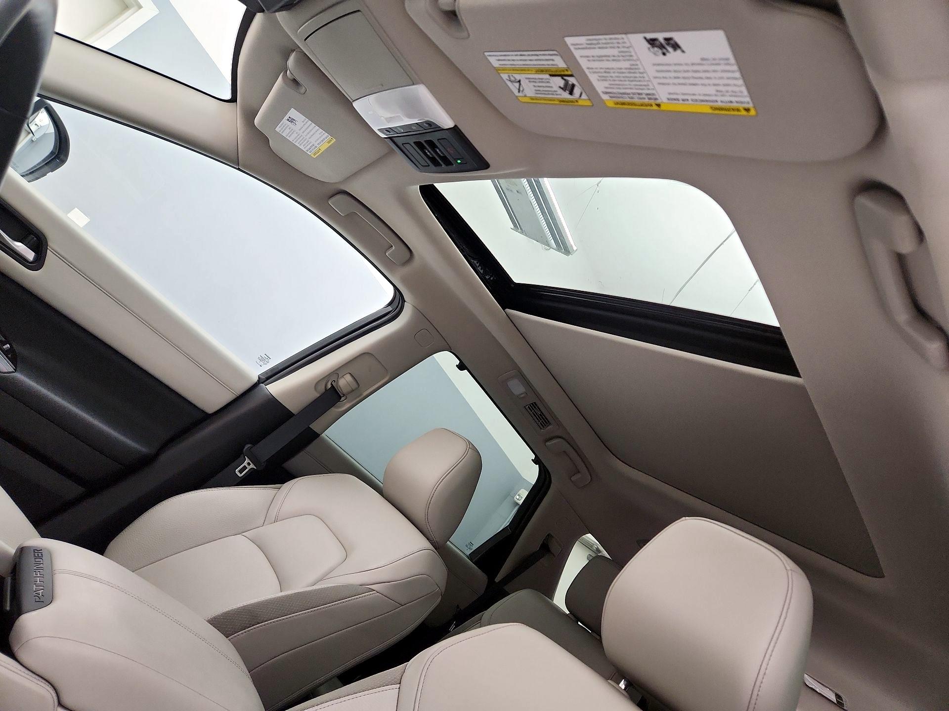 Thumbnail: 2024 Nissan Pathfinder - 20