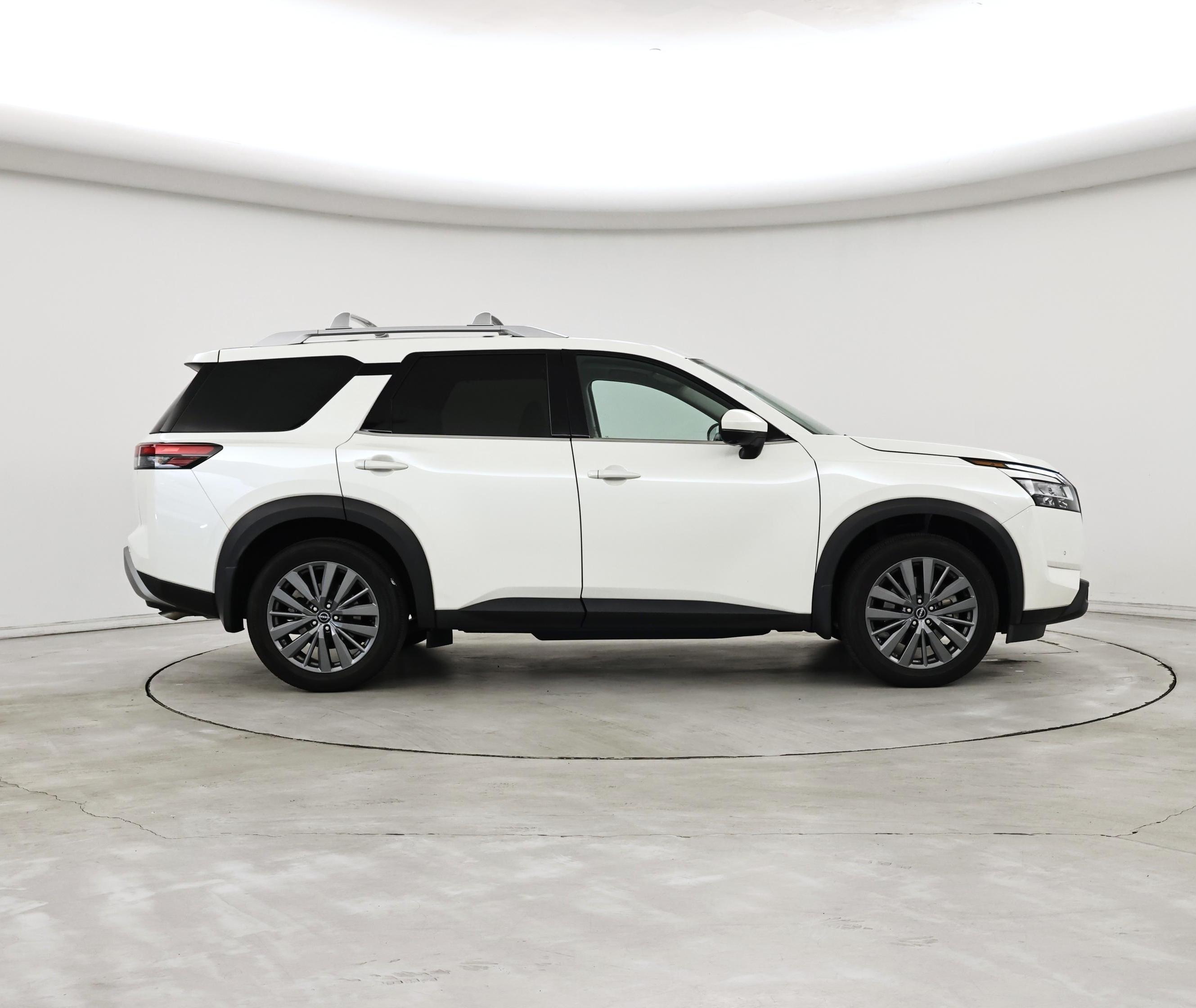 Thumbnail: 2024 Nissan Pathfinder - 7