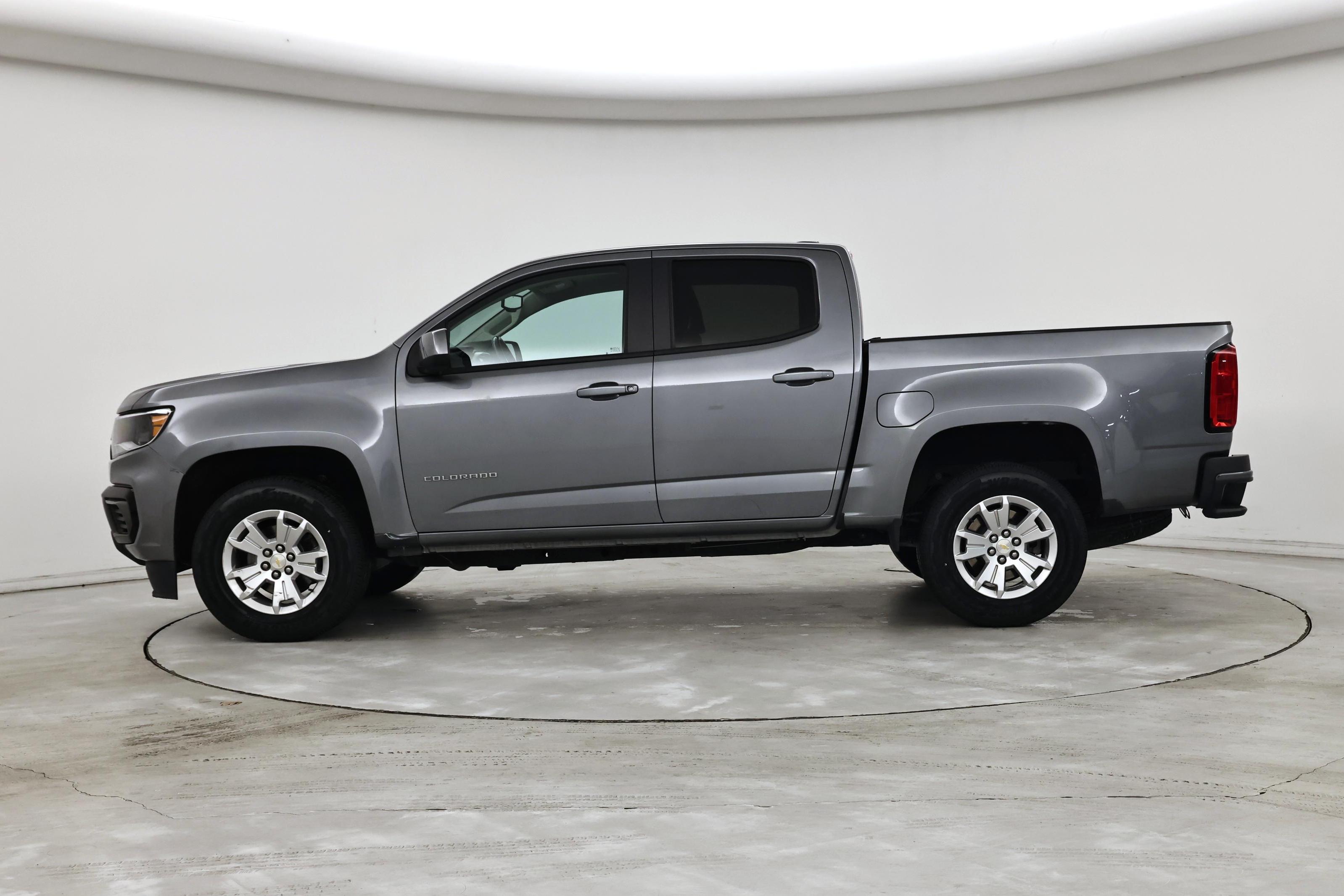 Thumbnail: 2021 Chevrolet Colorado - 3