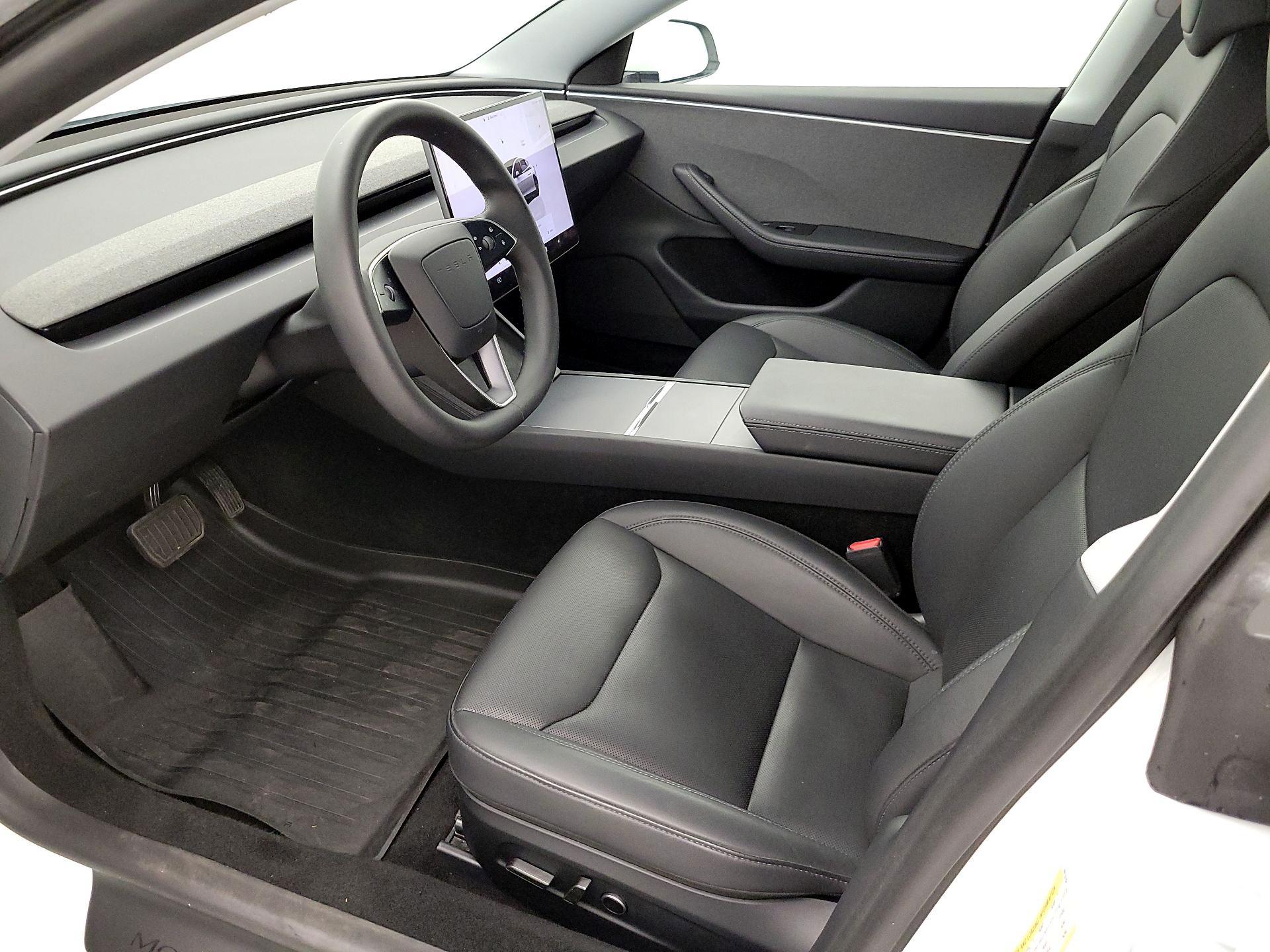 Thumbnail: 2025 Tesla Model 3 - 11