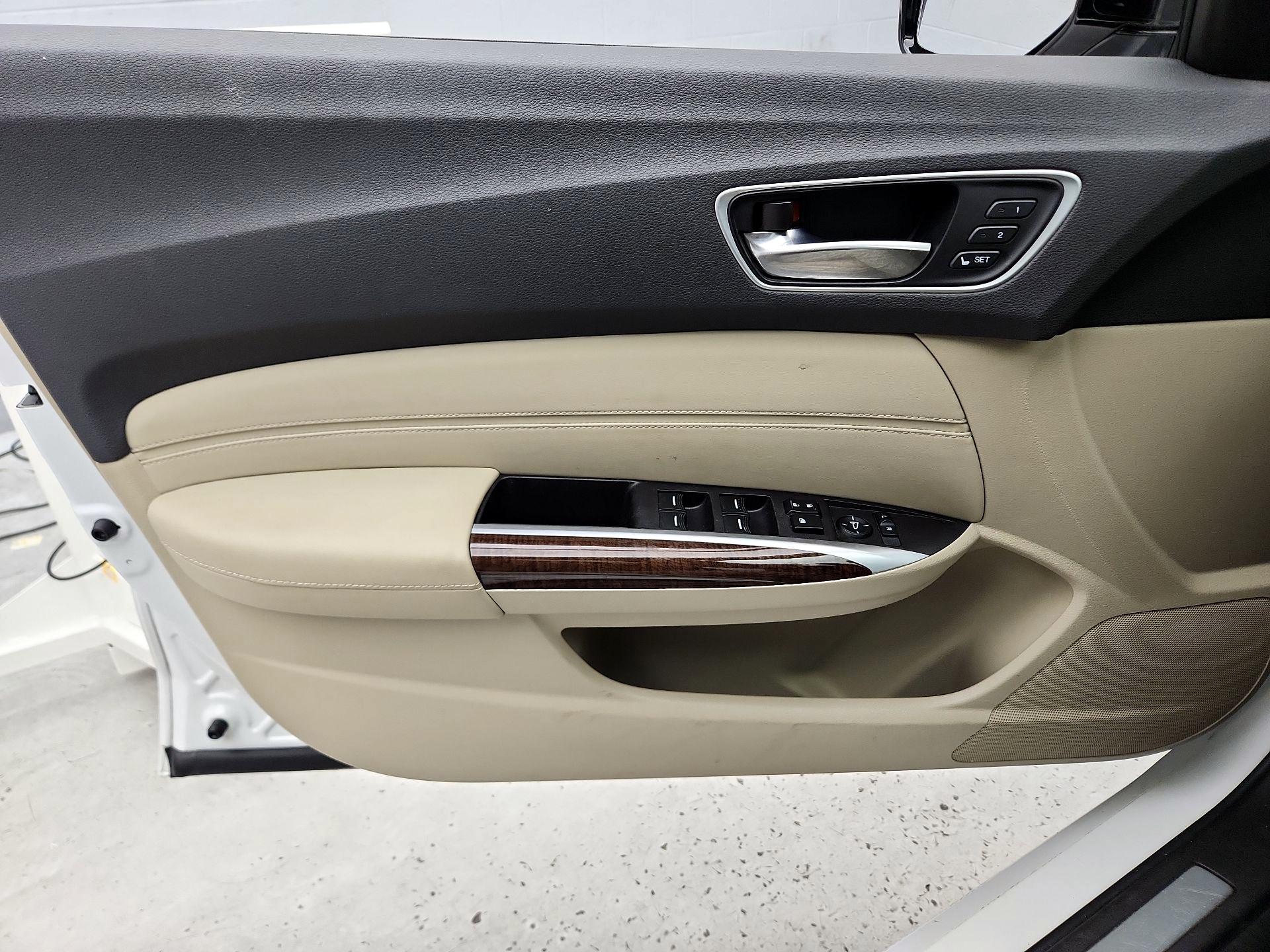 Thumbnail: 2020 Acura TLX - 12