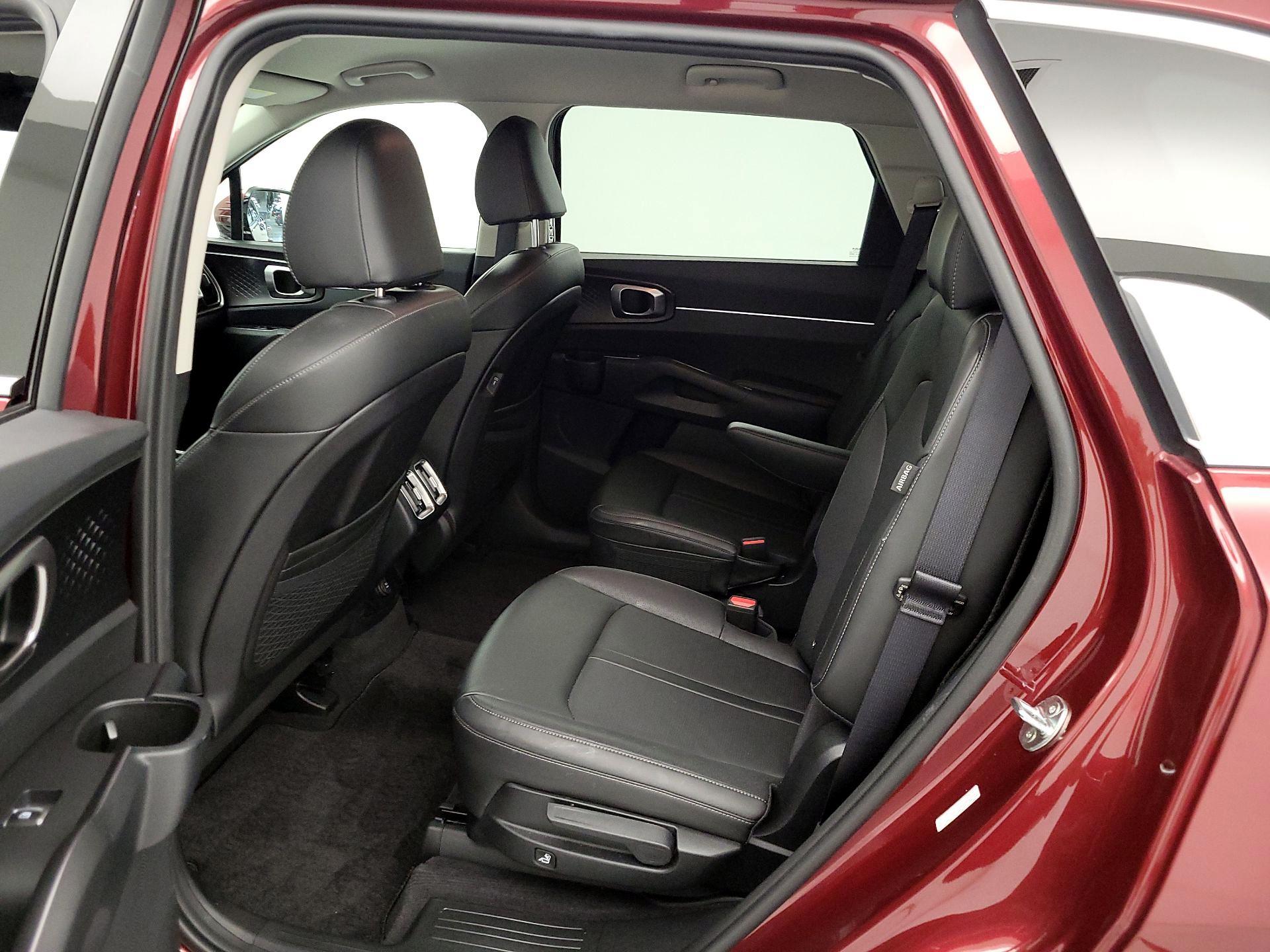 Thumbnail: 2024 Kia Sorento - 20