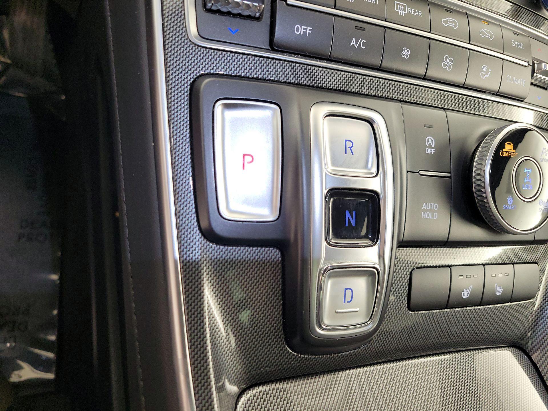 Thumbnail: 2023 Hyundai Santa Fe - 18