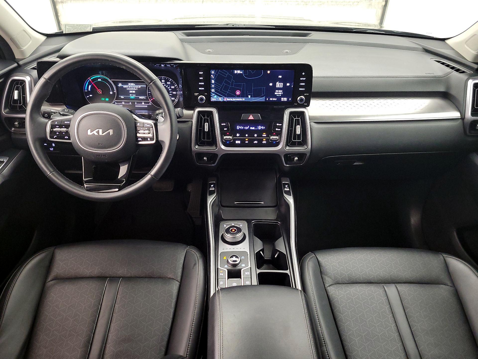 Thumbnail: 2023 Kia Sorento - 9