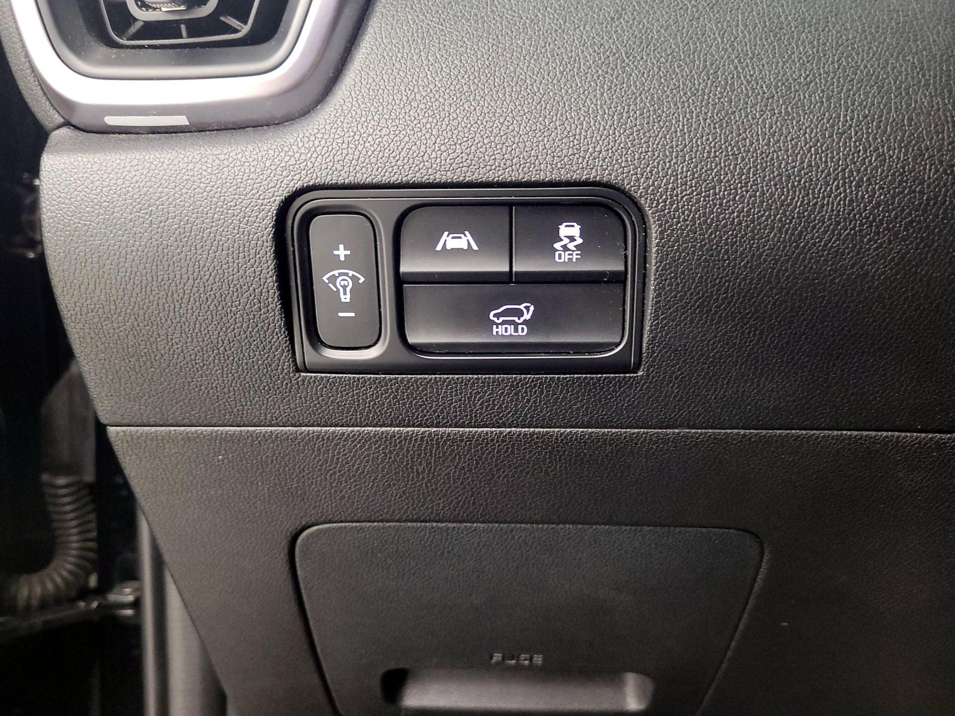 Thumbnail: 2023 Kia Sorento - 13