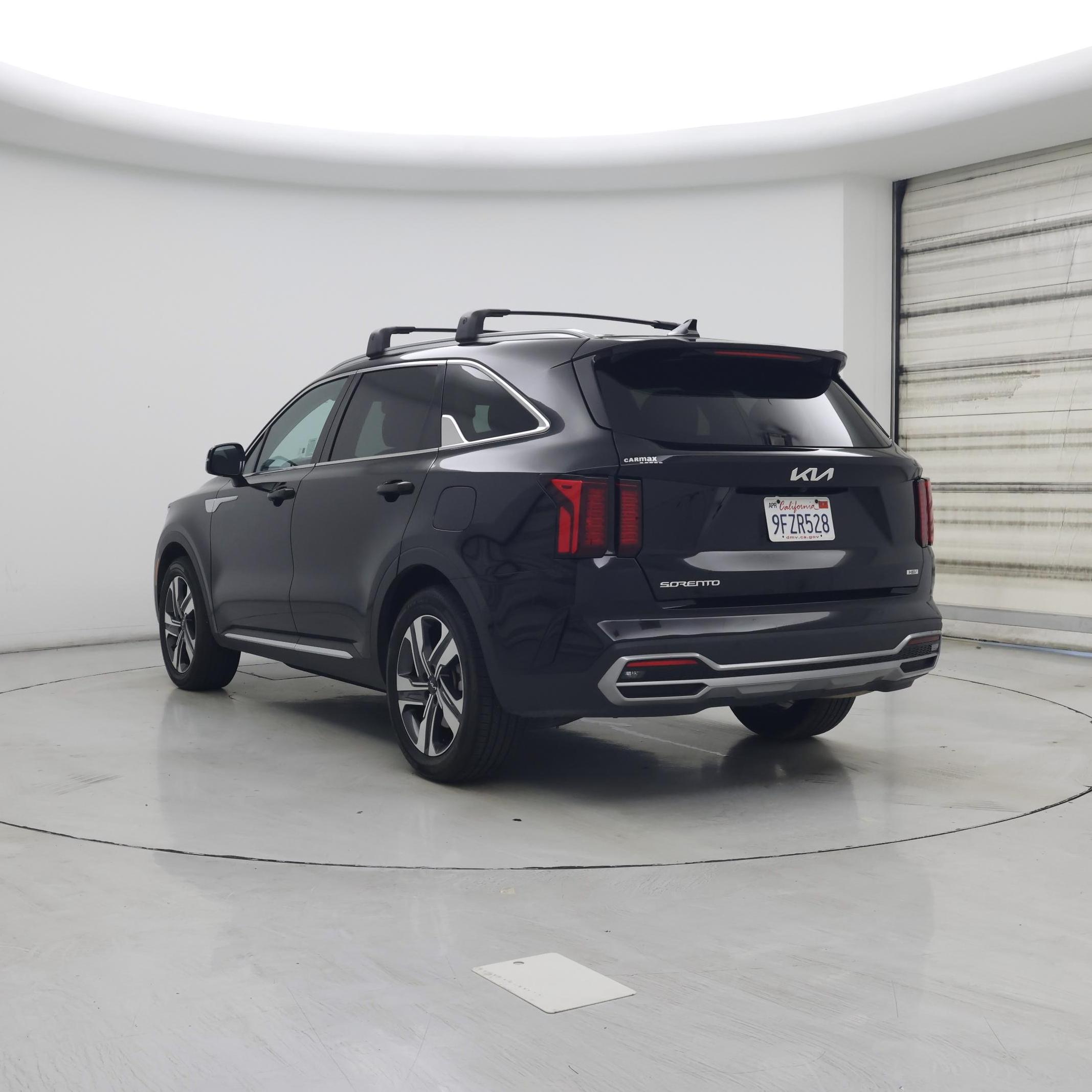 Thumbnail: 2023 Kia Sorento - 2