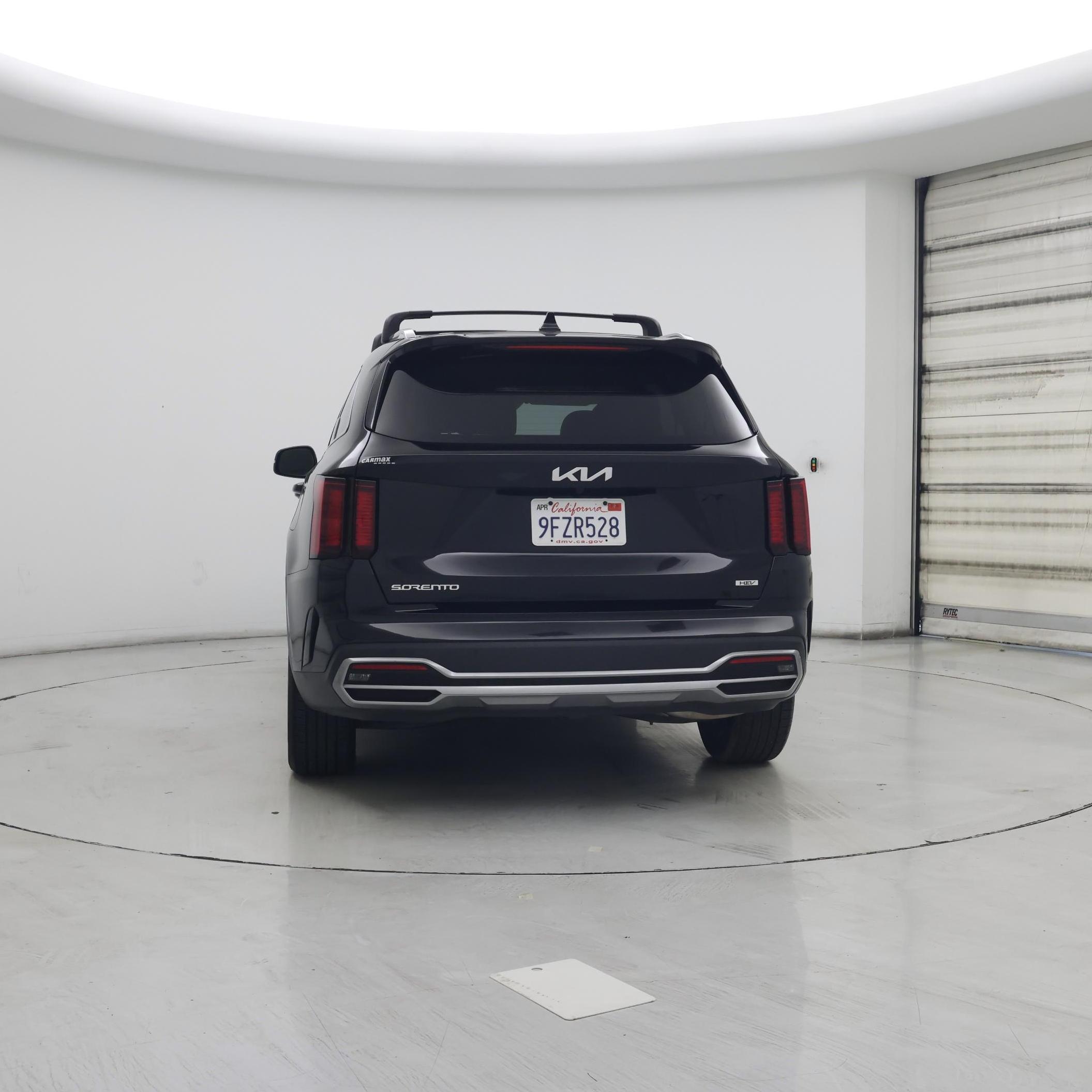 Thumbnail: 2023 Kia Sorento - 6