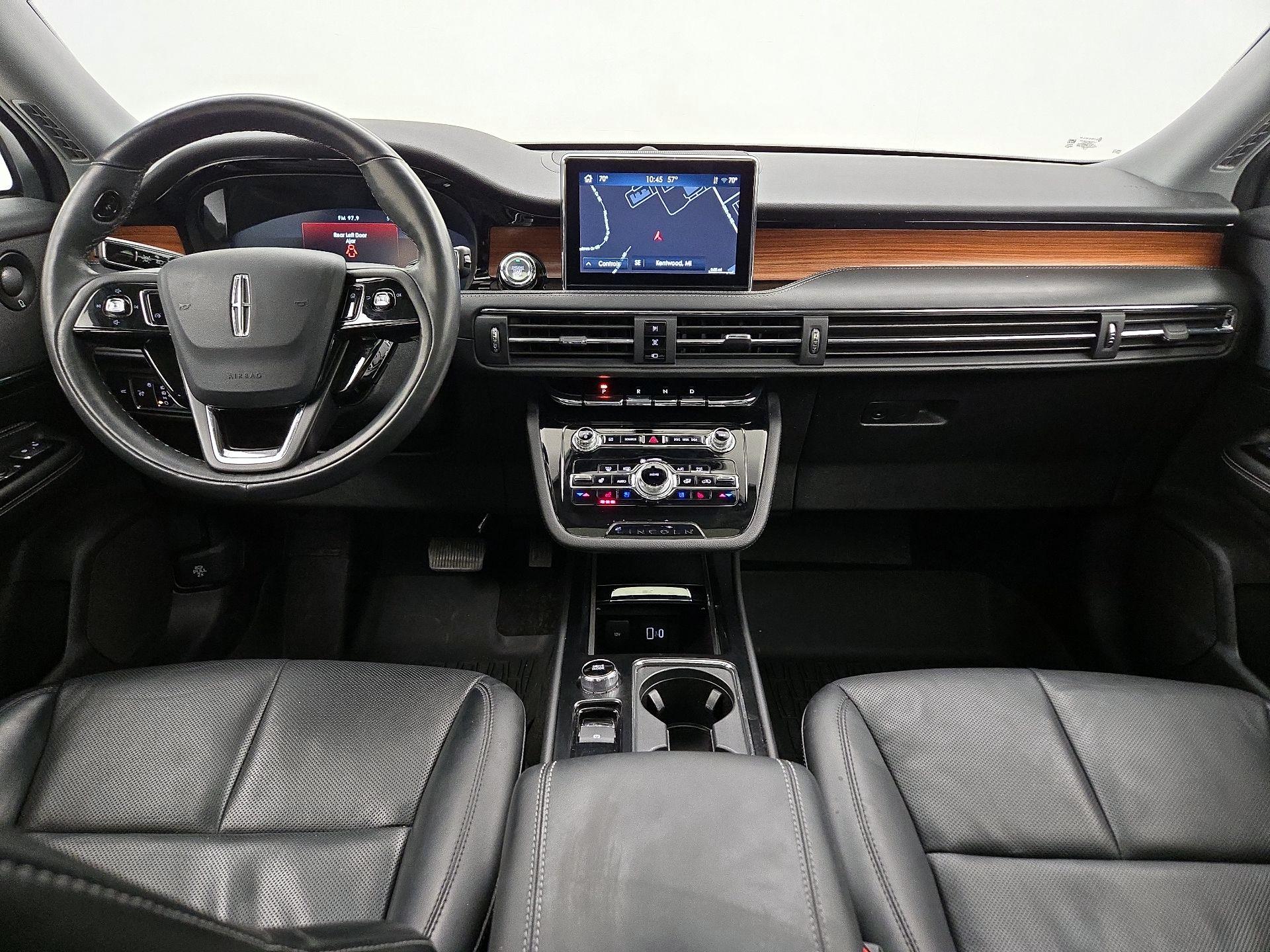 Thumbnail: 2022 Lincoln Corsair - 9