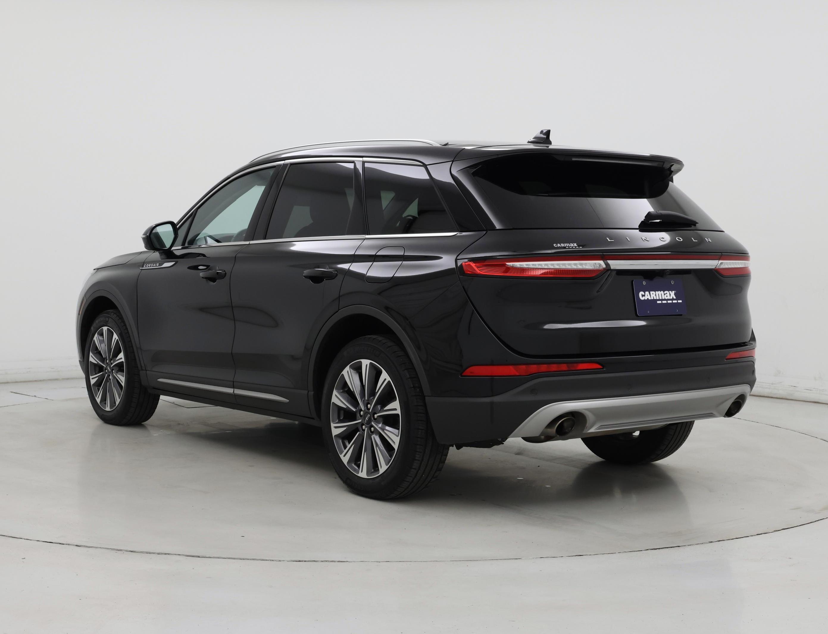 Thumbnail: 2022 Lincoln Corsair - 2