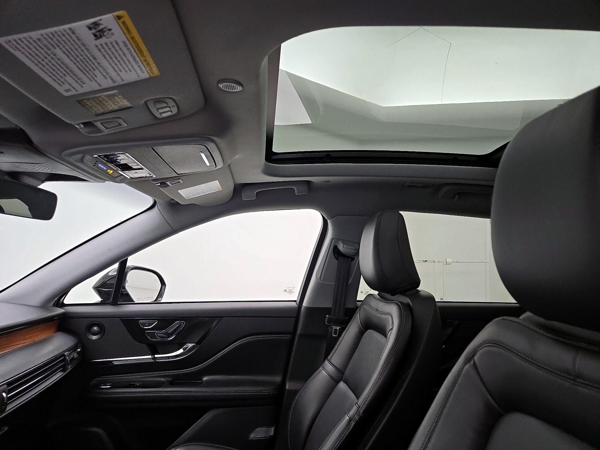 Thumbnail: 2022 Lincoln Corsair - 20