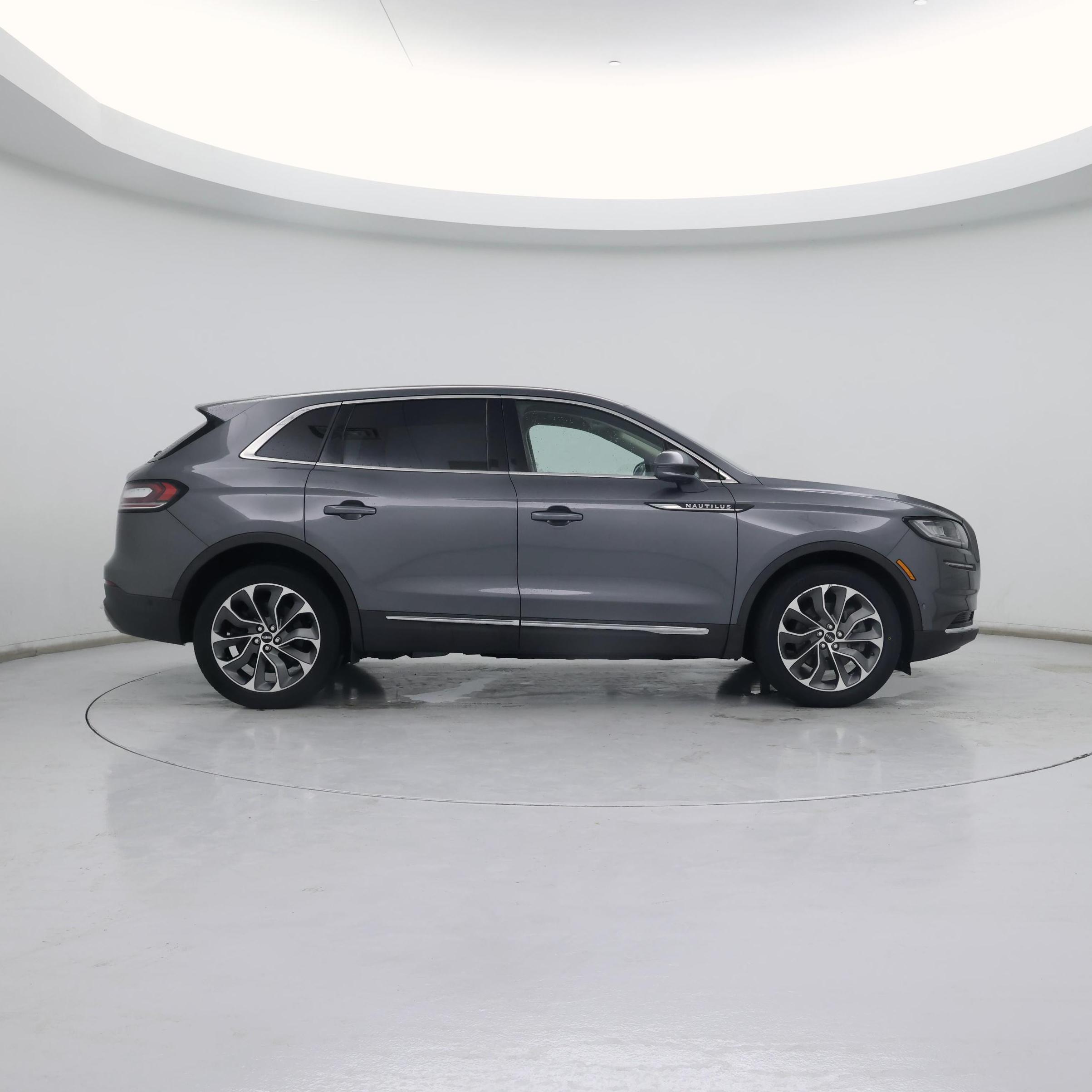 Thumbnail: 2022 Lincoln Nautilus - 7