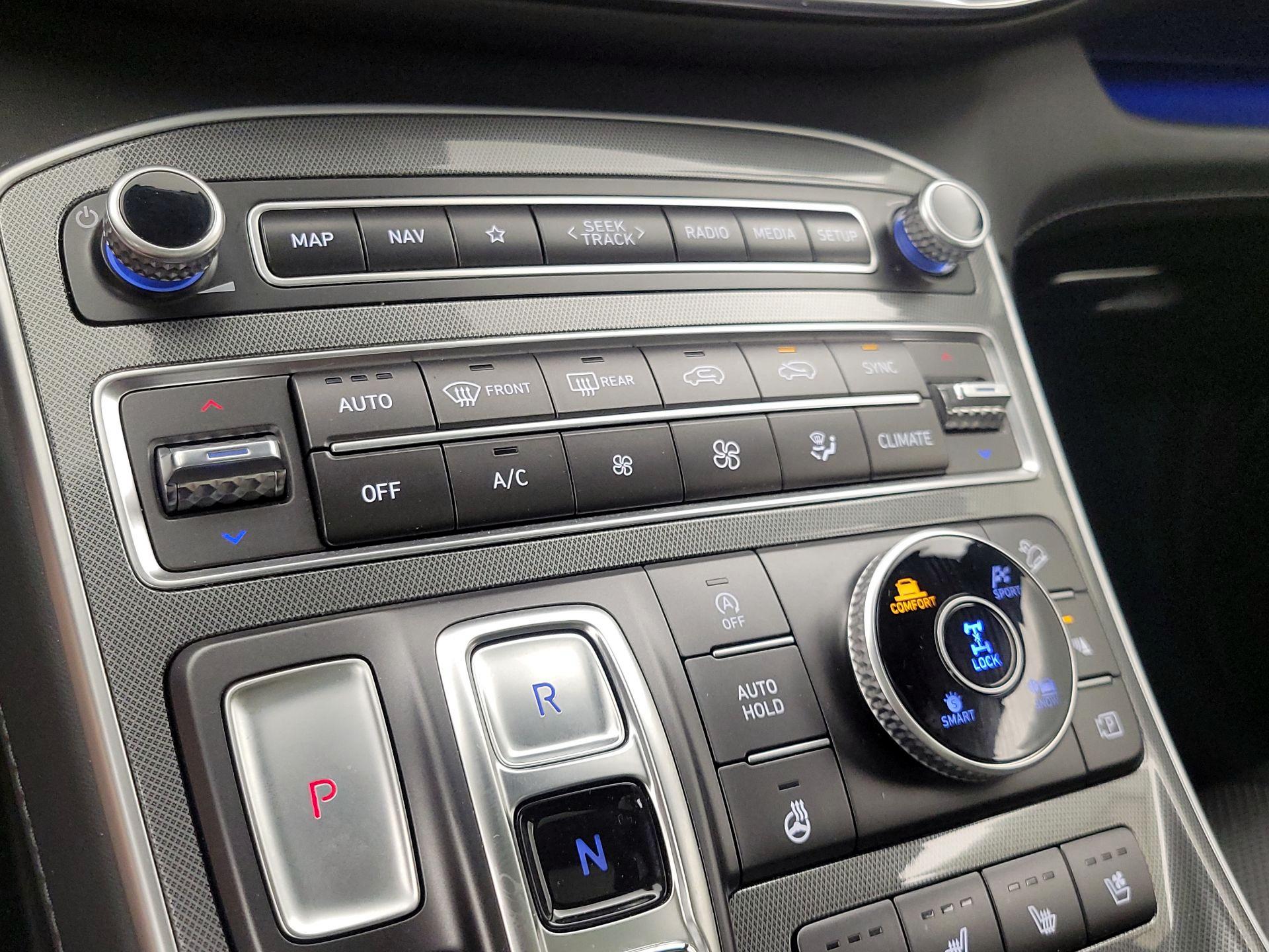 Thumbnail: 2023 Hyundai Santa Fe - 17