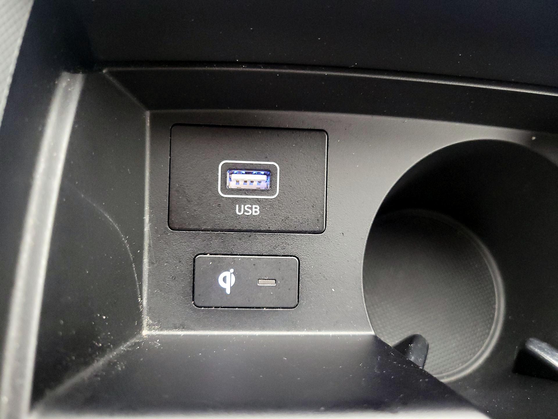 Thumbnail: 2023 Hyundai Santa Fe - 19