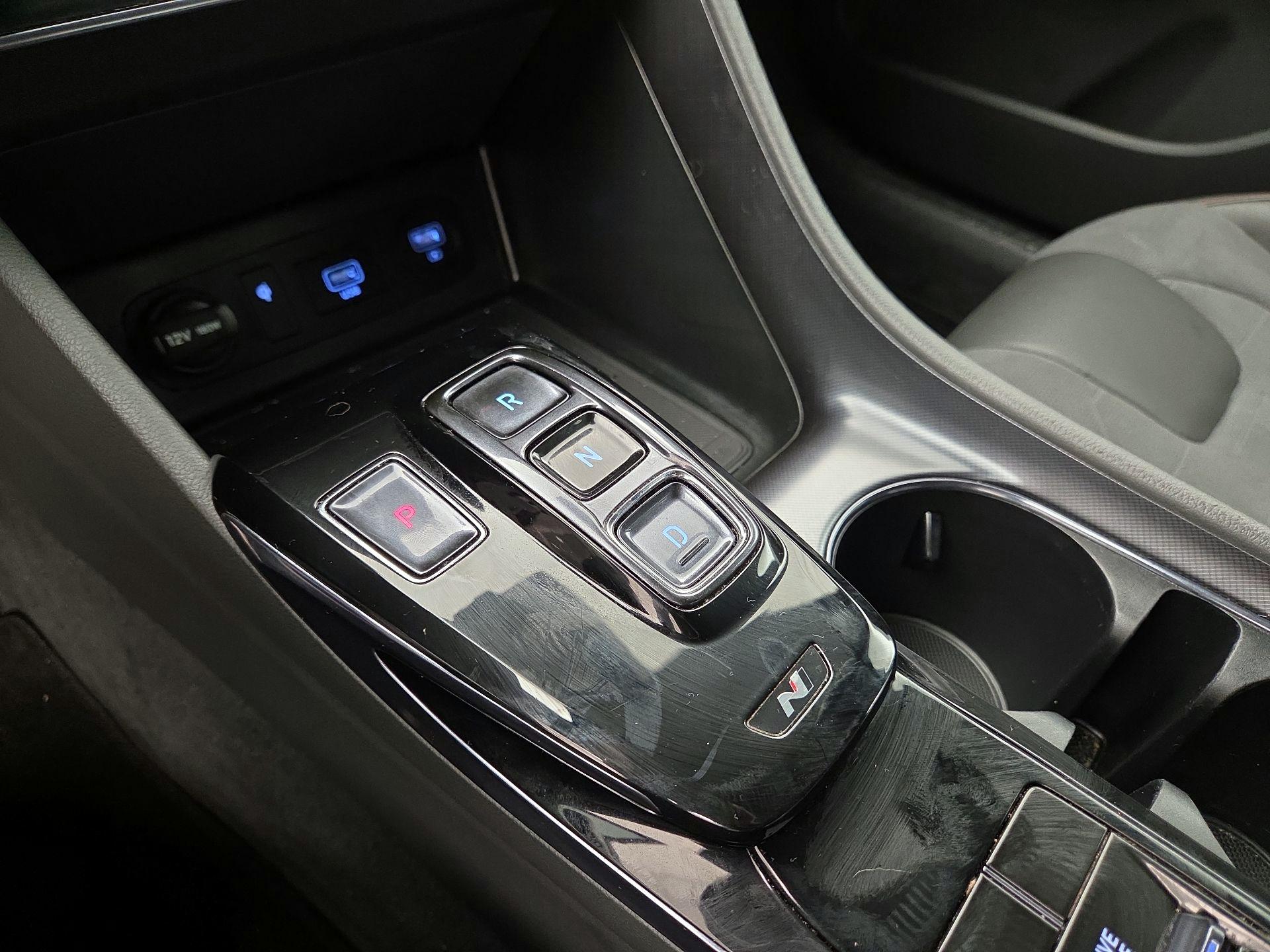 Thumbnail: 2023 Hyundai Sonata - 18