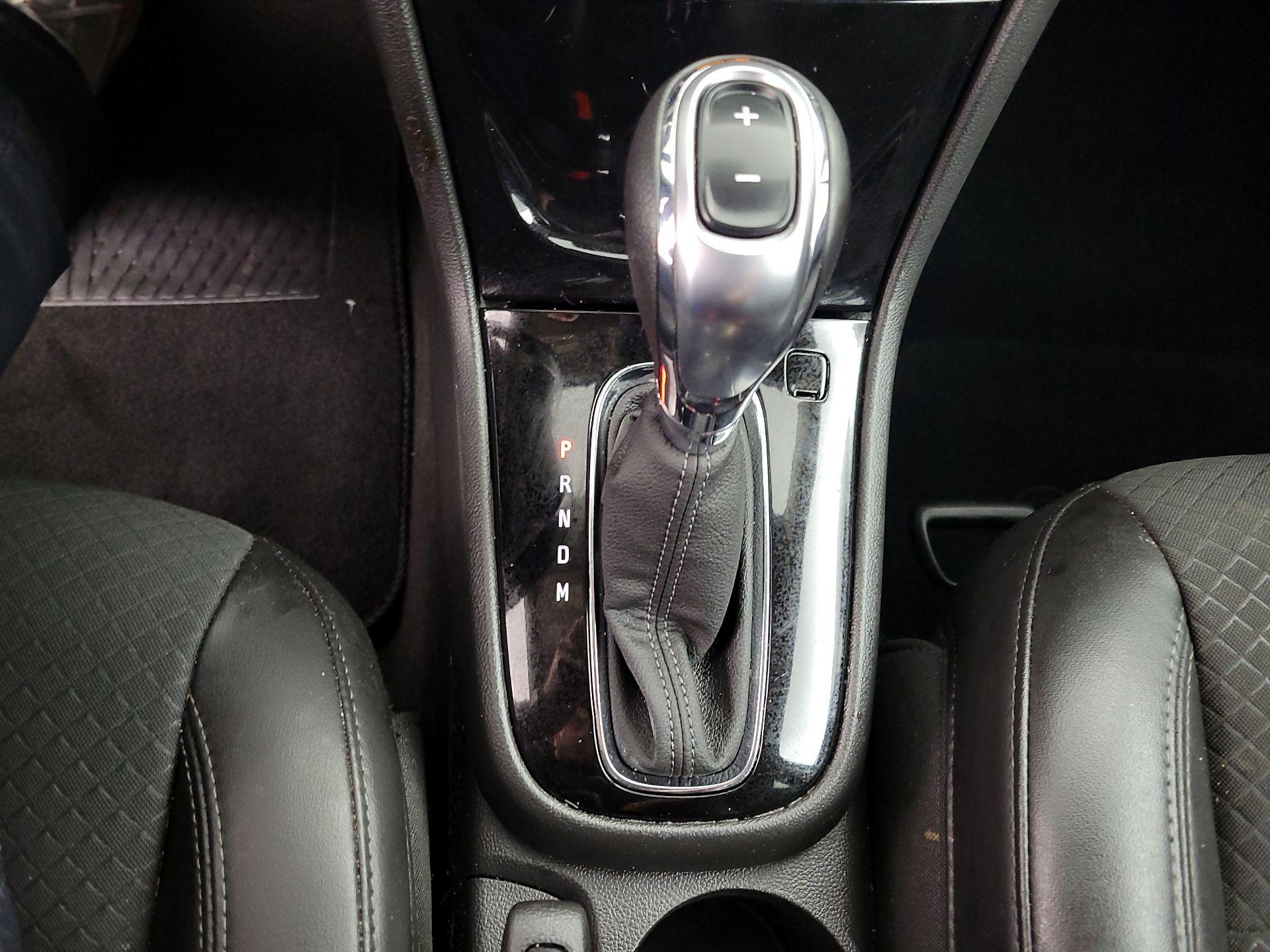 Thumbnail: 2022 Buick Encore - 18