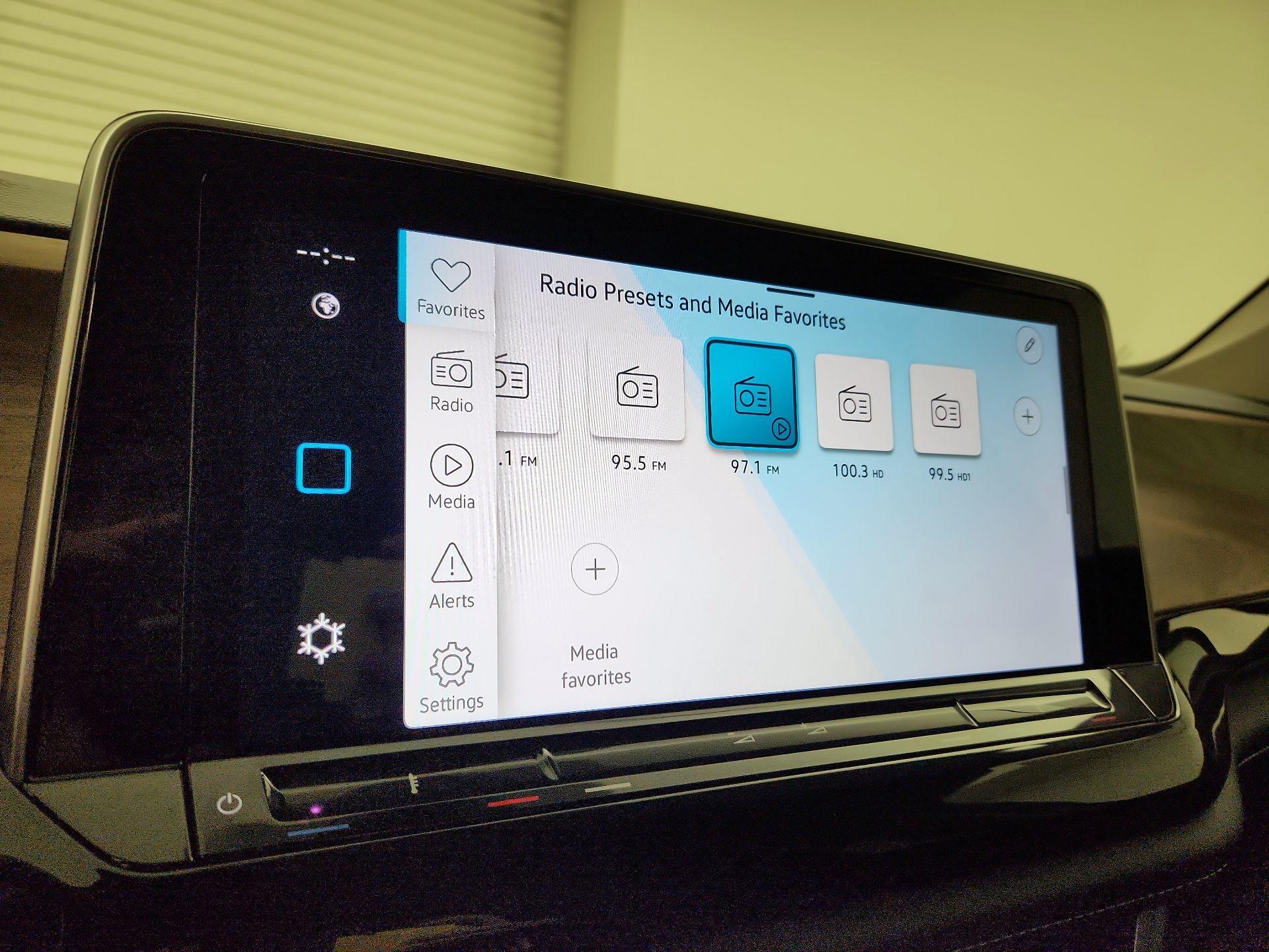 Thumbnail: 2024 Volkswagen Atlas - 15