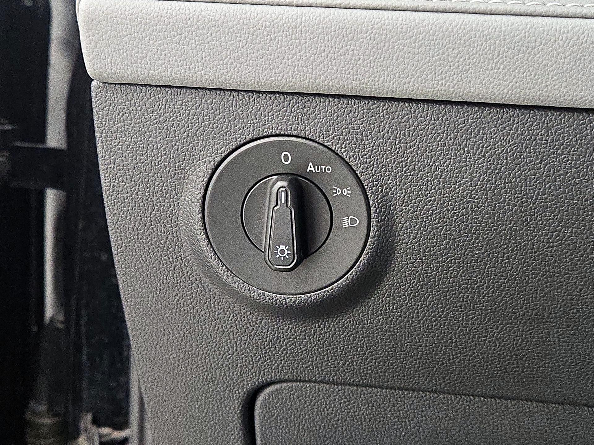 Thumbnail: 2023 Volkswagen Taos - 13