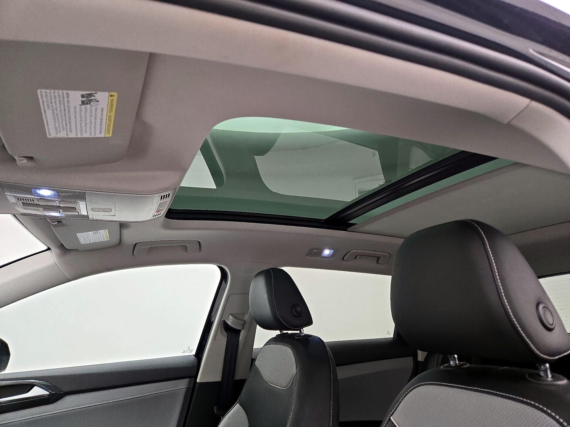 Thumbnail: 2023 Volkswagen Taos - 20