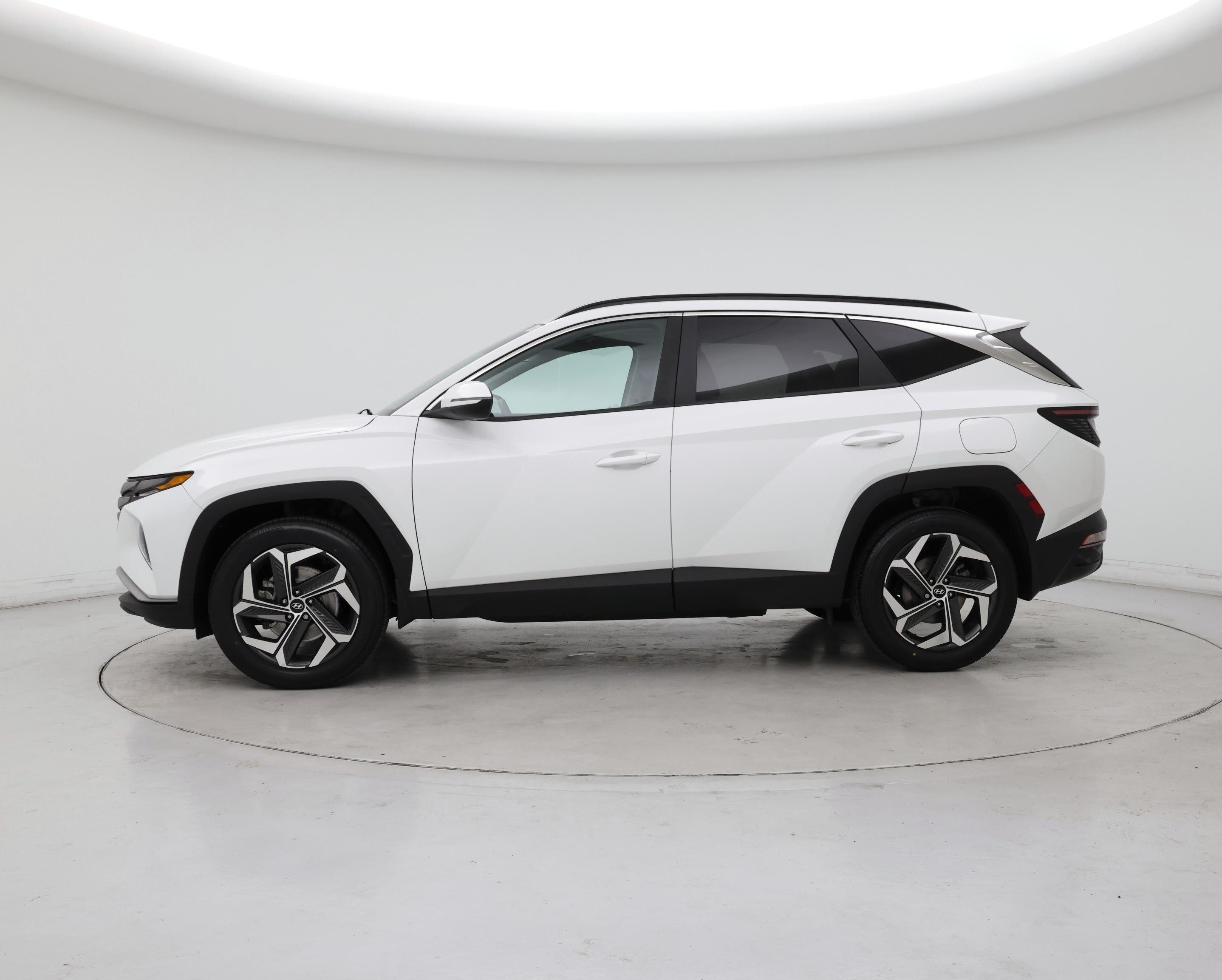 Thumbnail: 2022 Hyundai Tucson - 3