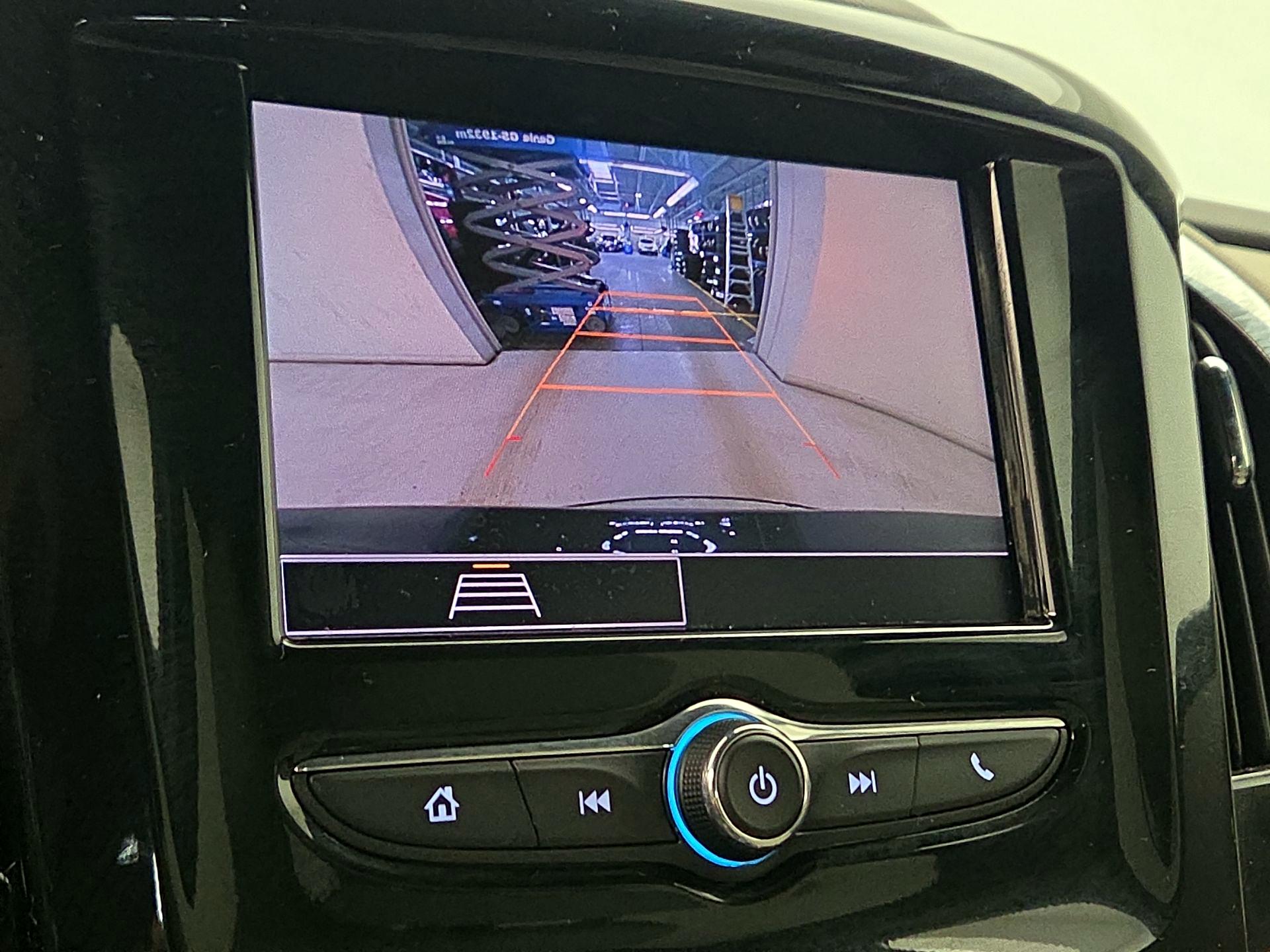 Thumbnail: 2023 Chevrolet Traverse - 14