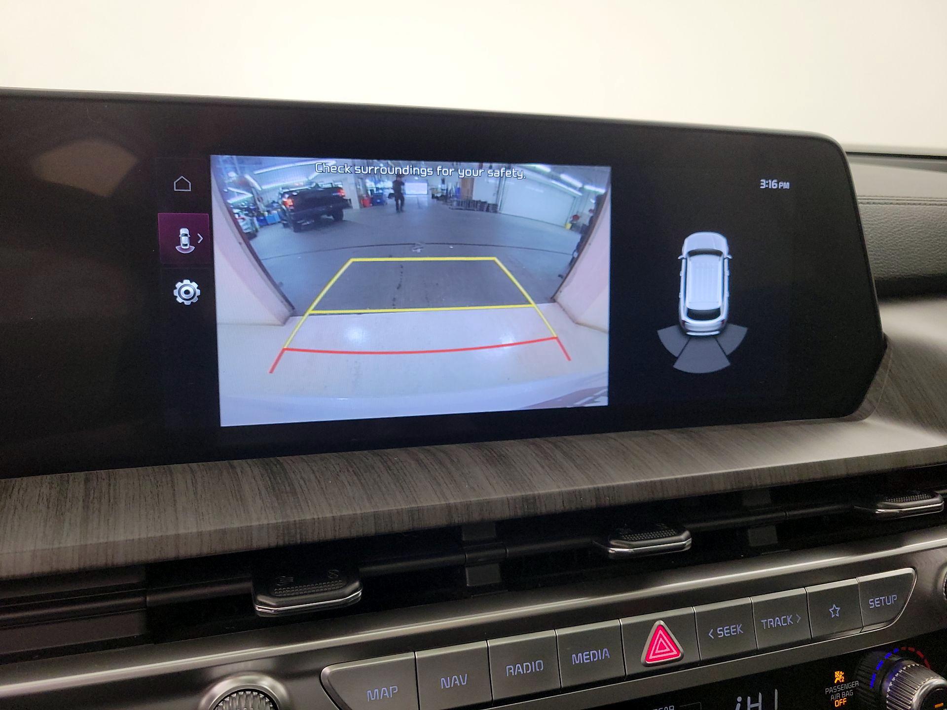 Thumbnail: 2023 Kia Telluride - 15