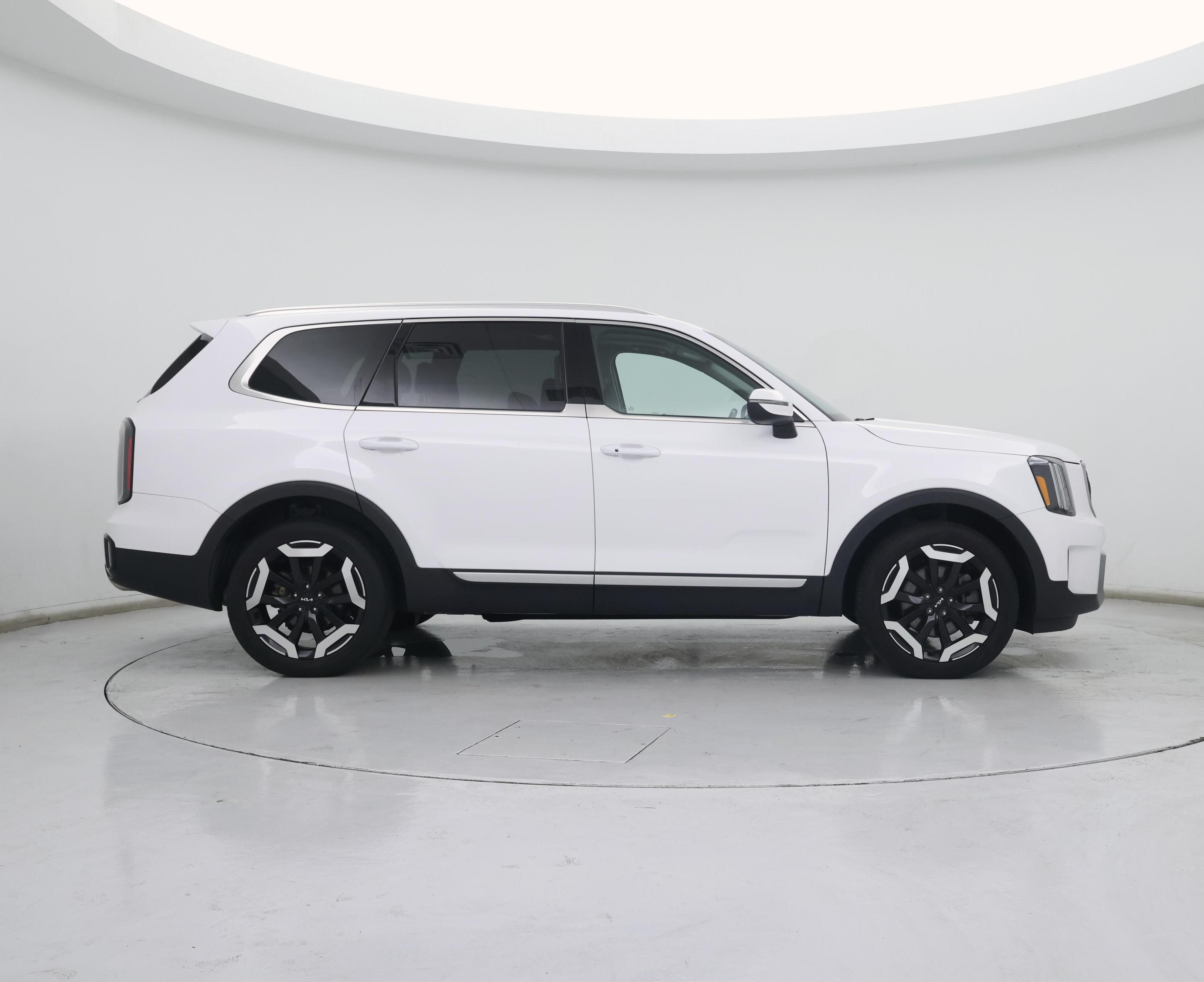 Thumbnail: 2023 Kia Telluride - 7
