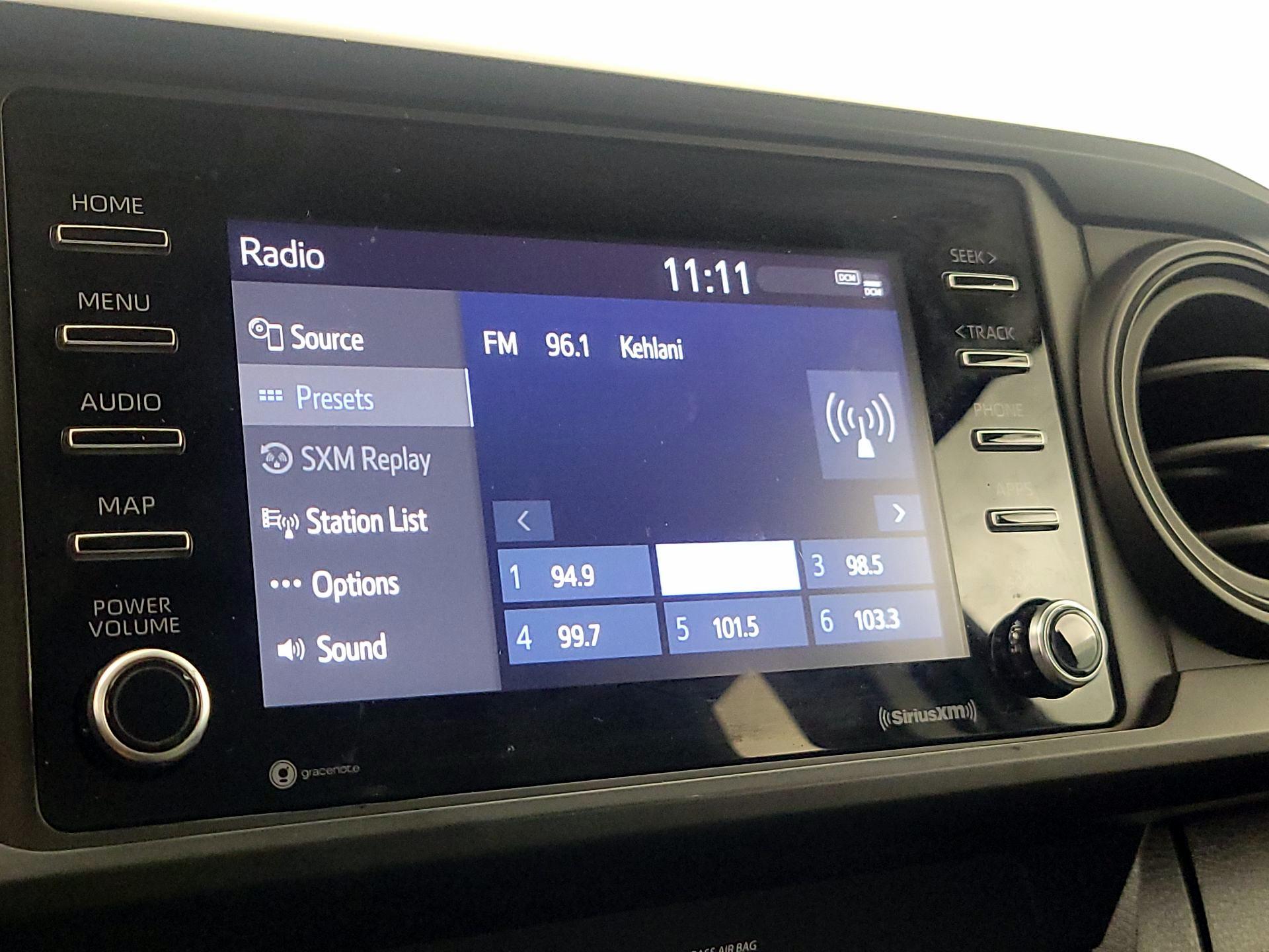 Thumbnail: 2020 Toyota Tacoma - 15