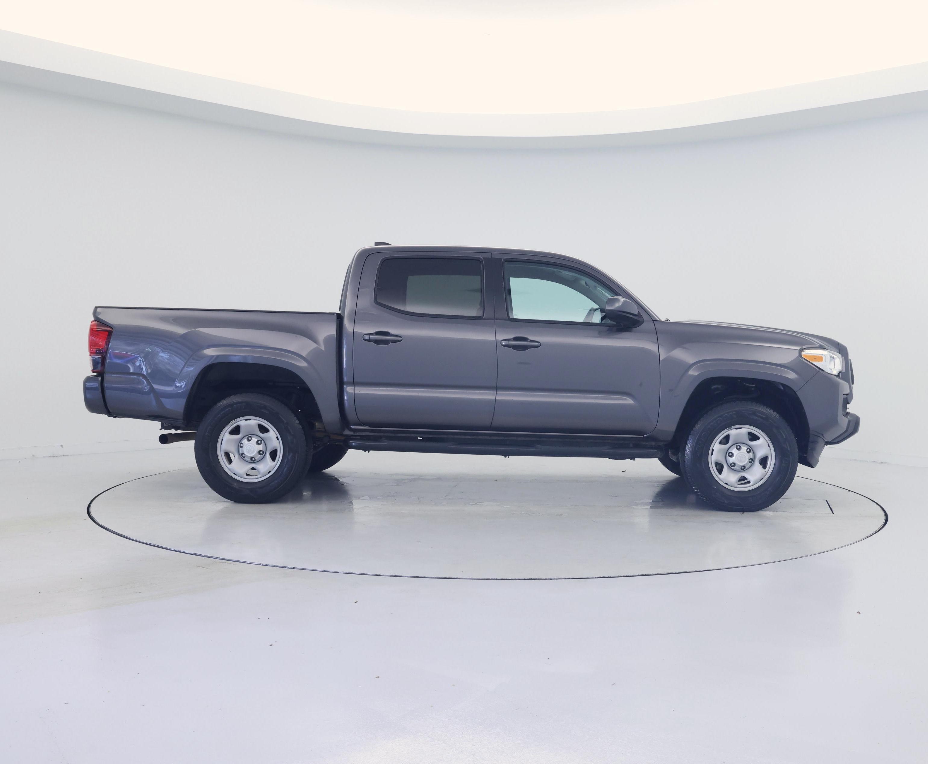 Thumbnail: 2020 Toyota Tacoma - 7