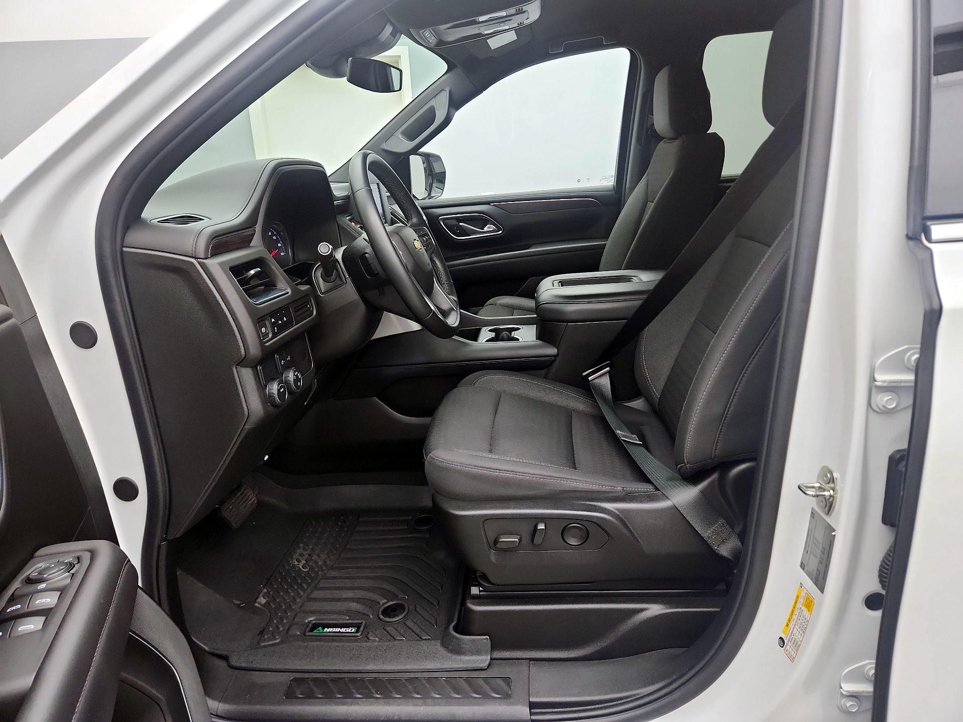 Thumbnail: 2024 Chevrolet Suburban - 11