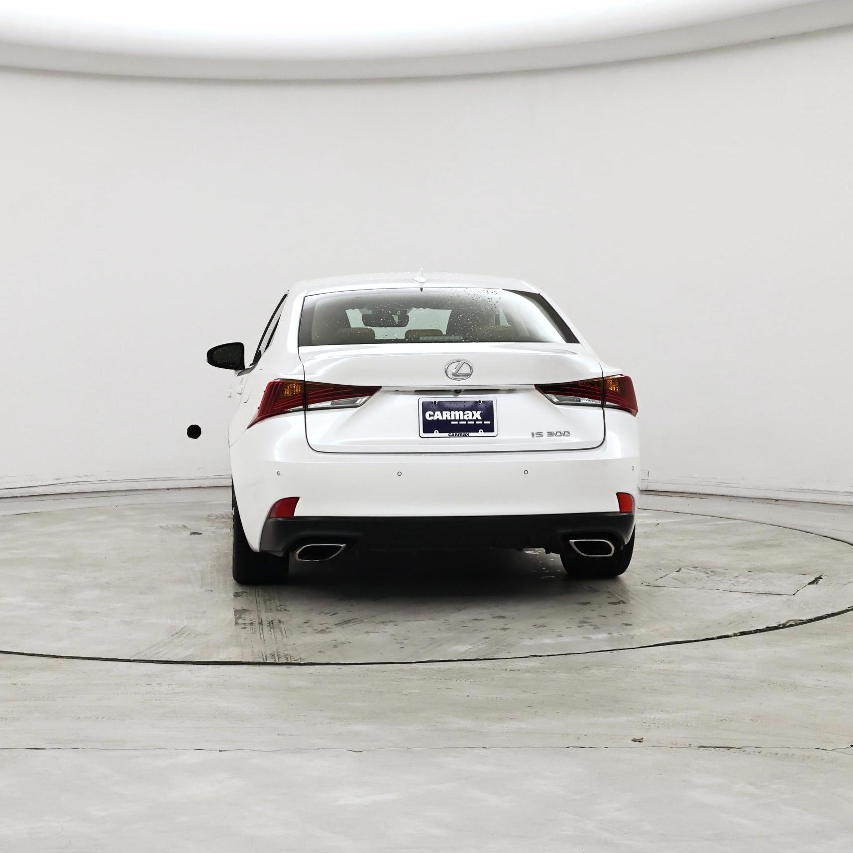 Thumbnail: 2019 Lexus IS - 6