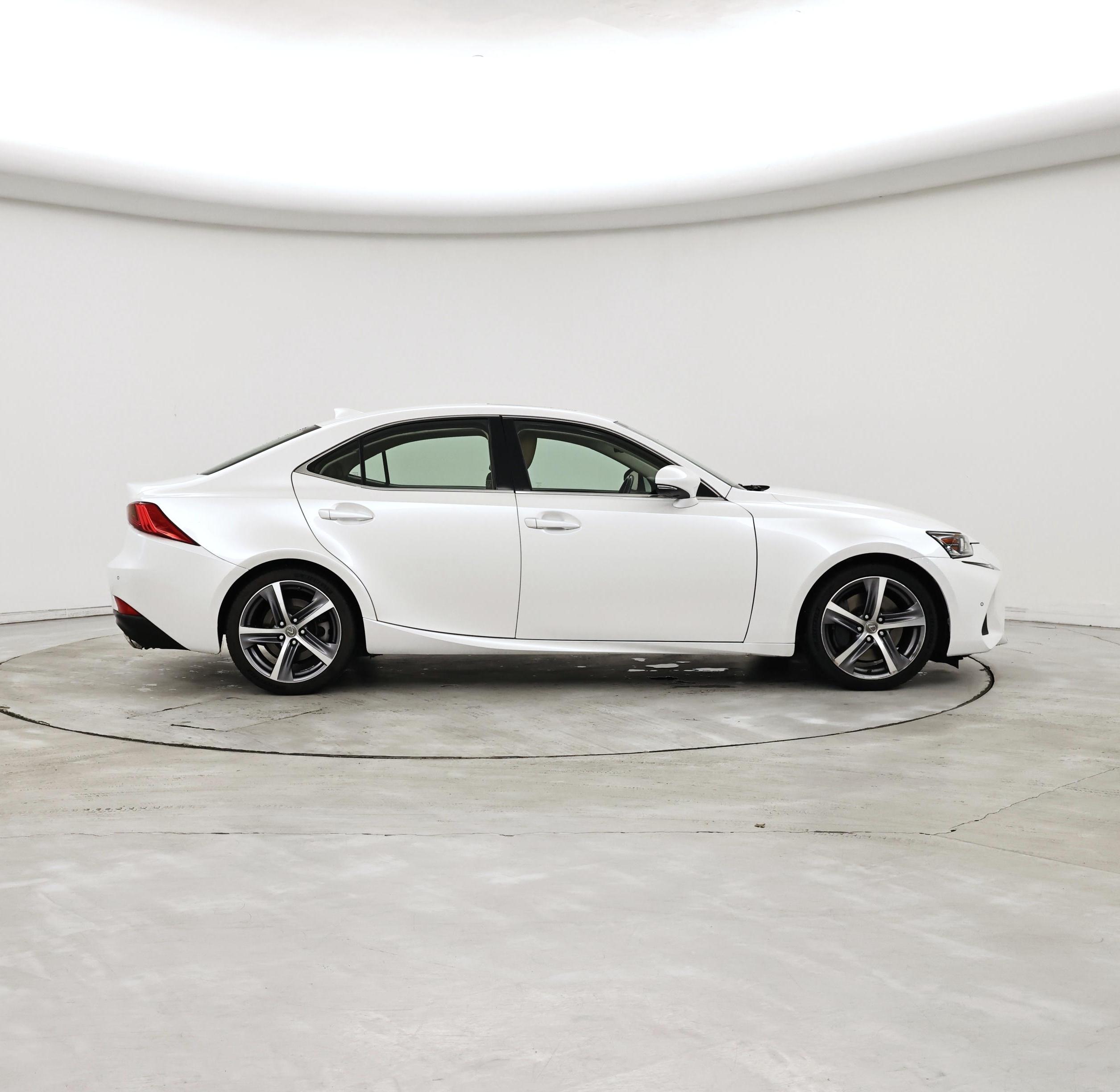 Thumbnail: 2019 Lexus IS - 7