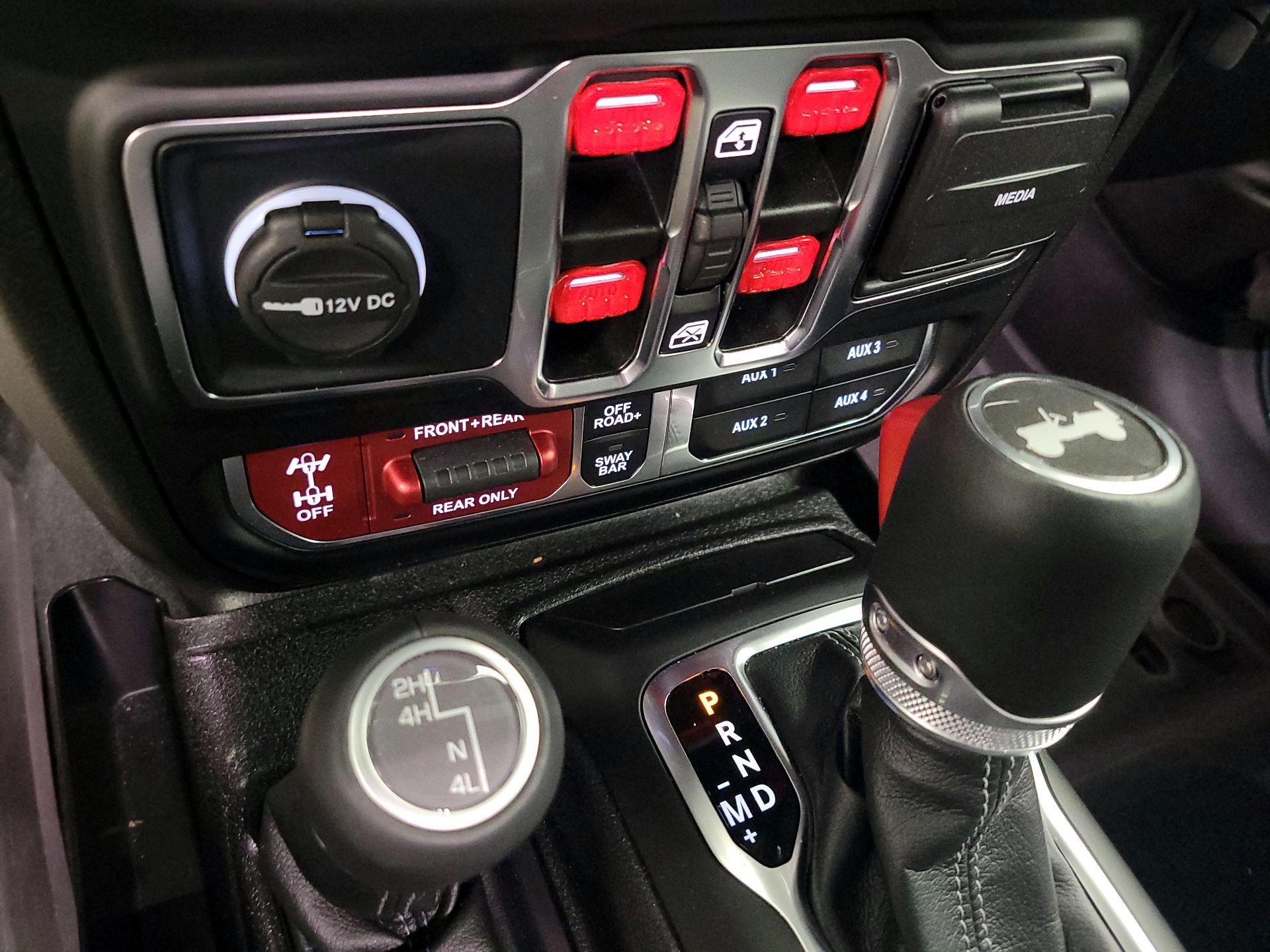 Thumbnail: 2024 Jeep Wrangler - 19