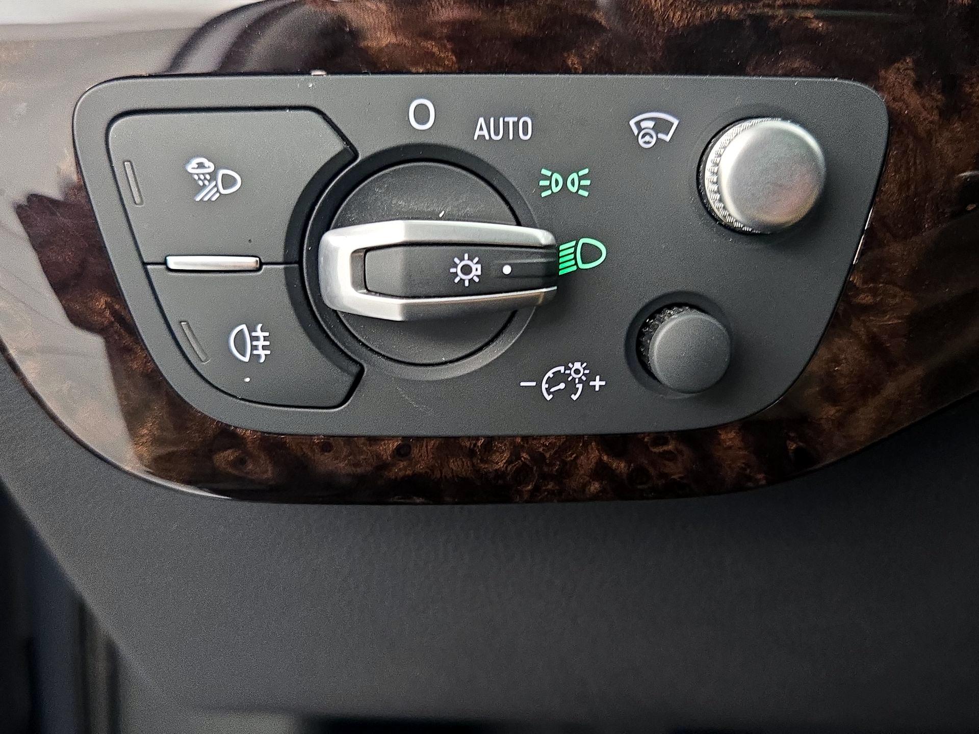 Thumbnail: 2018 Audi Q7 - 13