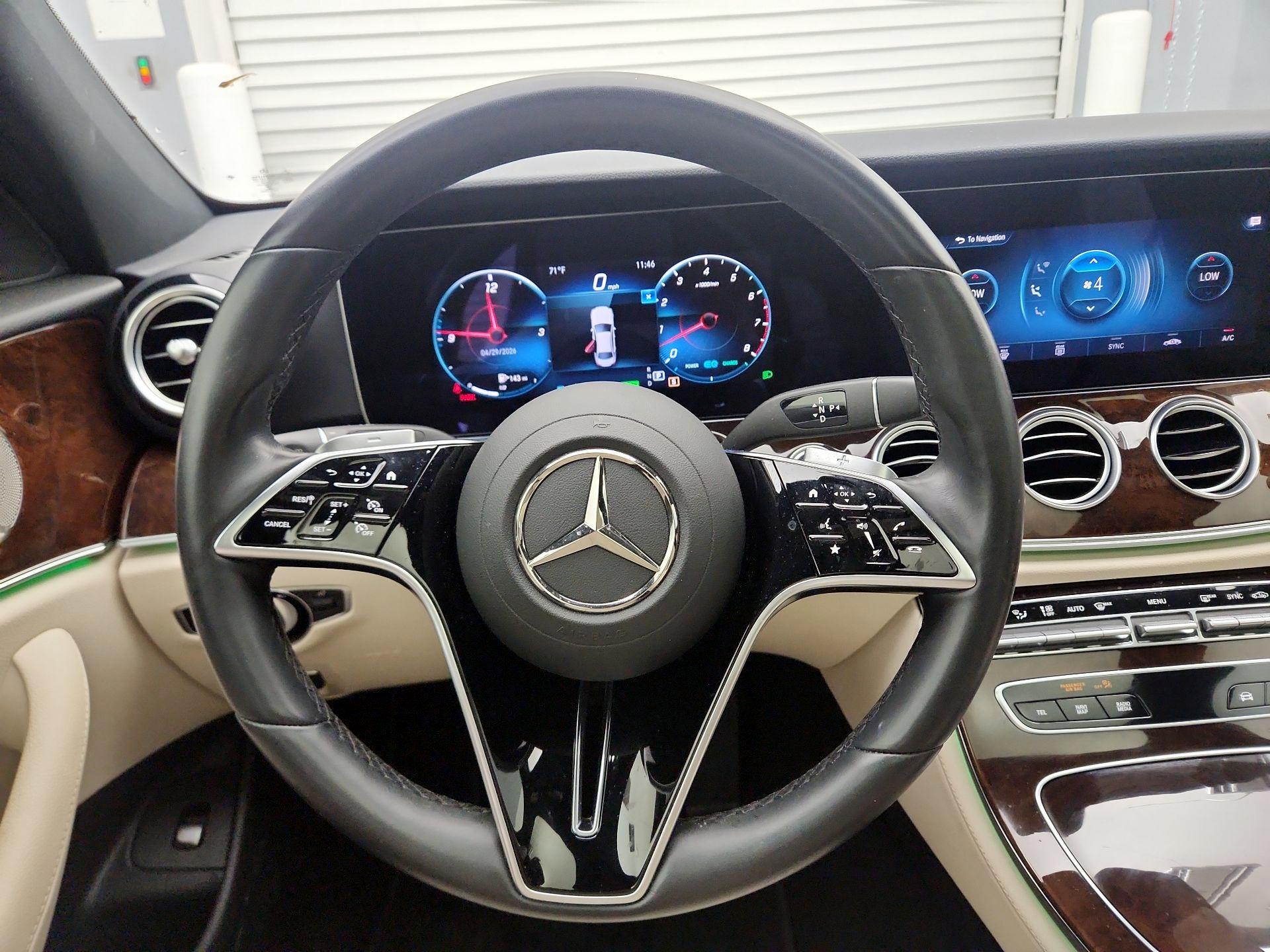 Thumbnail: 2022 Mercedes-Benz E-Class - 10